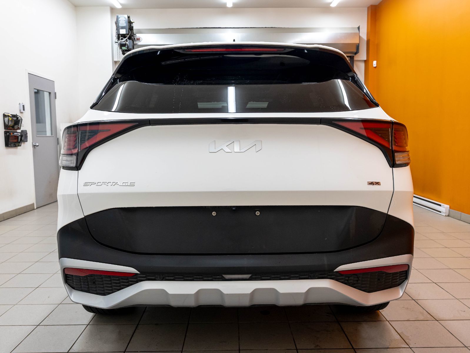 Kia Sportage 2023 — photo 8