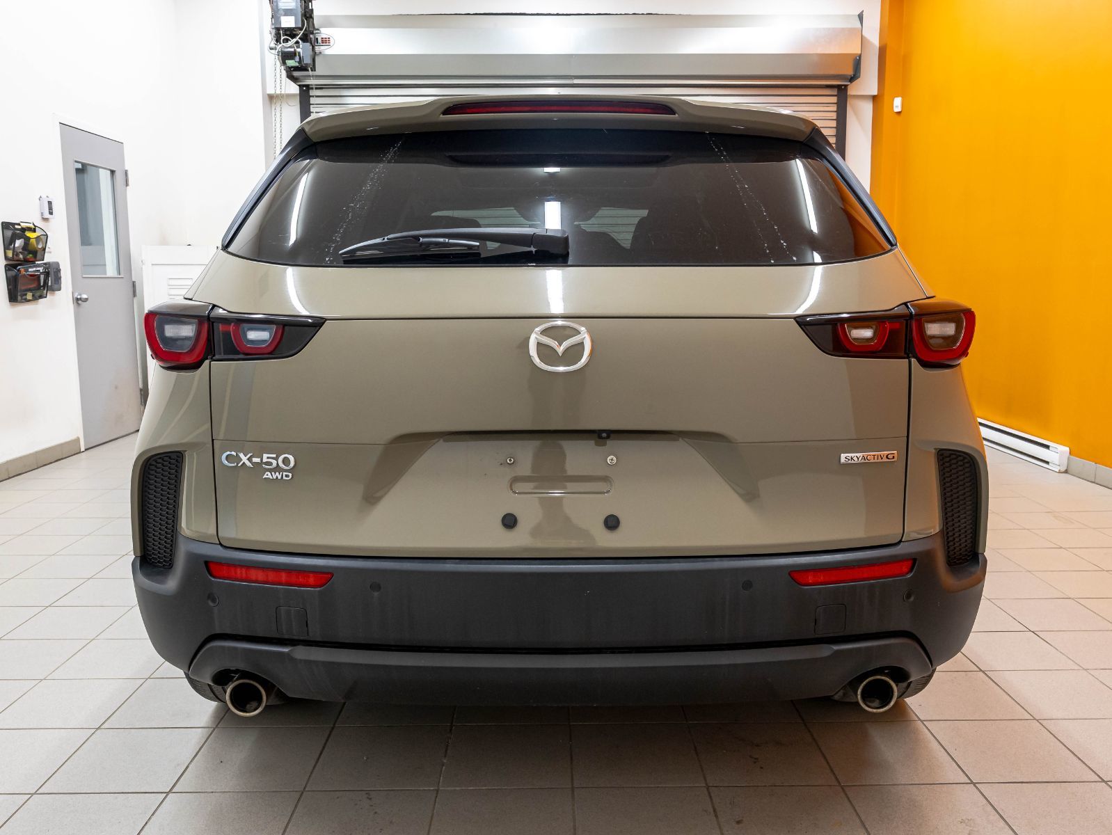 Mazda CX-50 2023 — photo 8