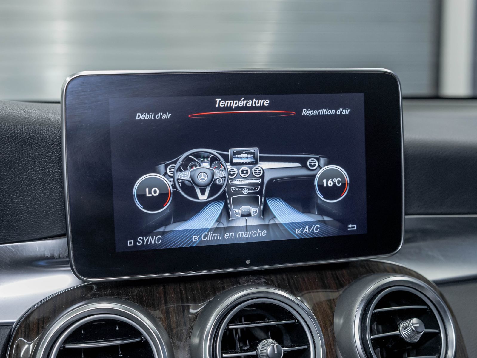 Mercedes-Benz GLC 2019 — photo 6