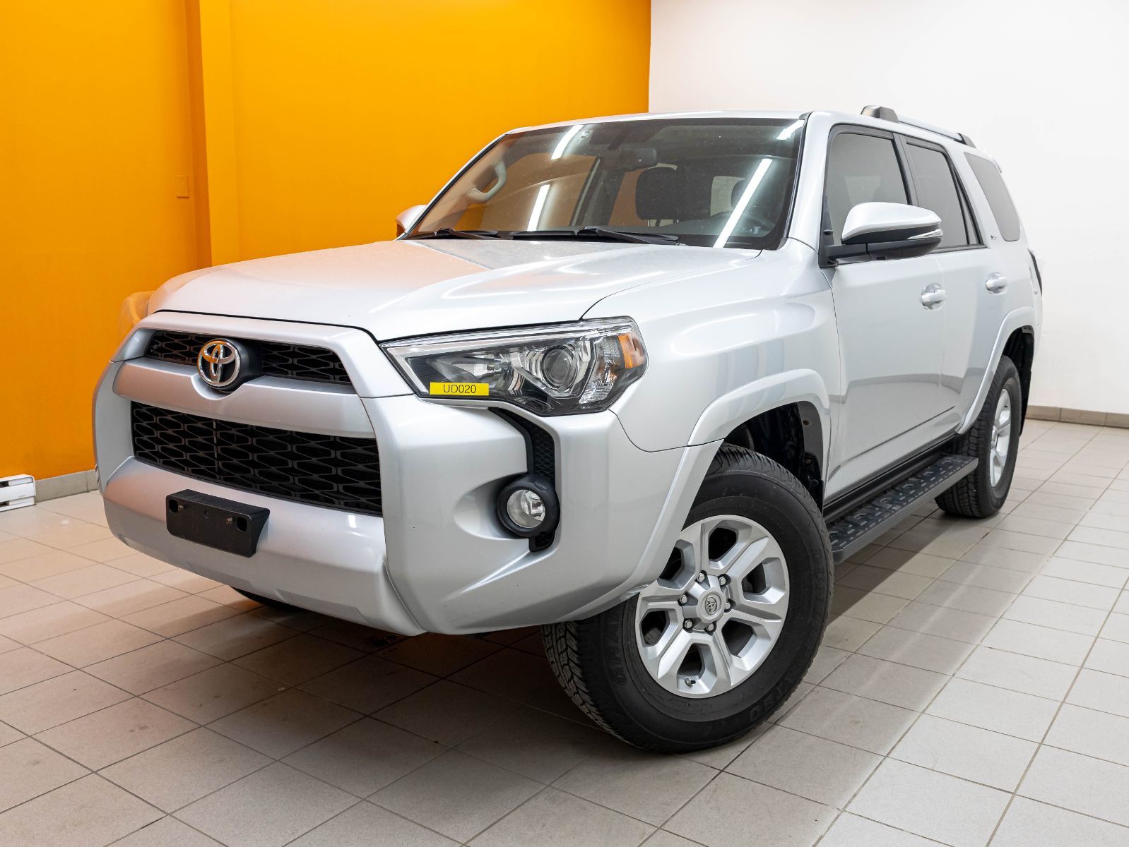 2019 Toyota 4Runner SR5 AWD *TOIT* NAV CUIR SIÈGES CHAUFF 7 PLACES