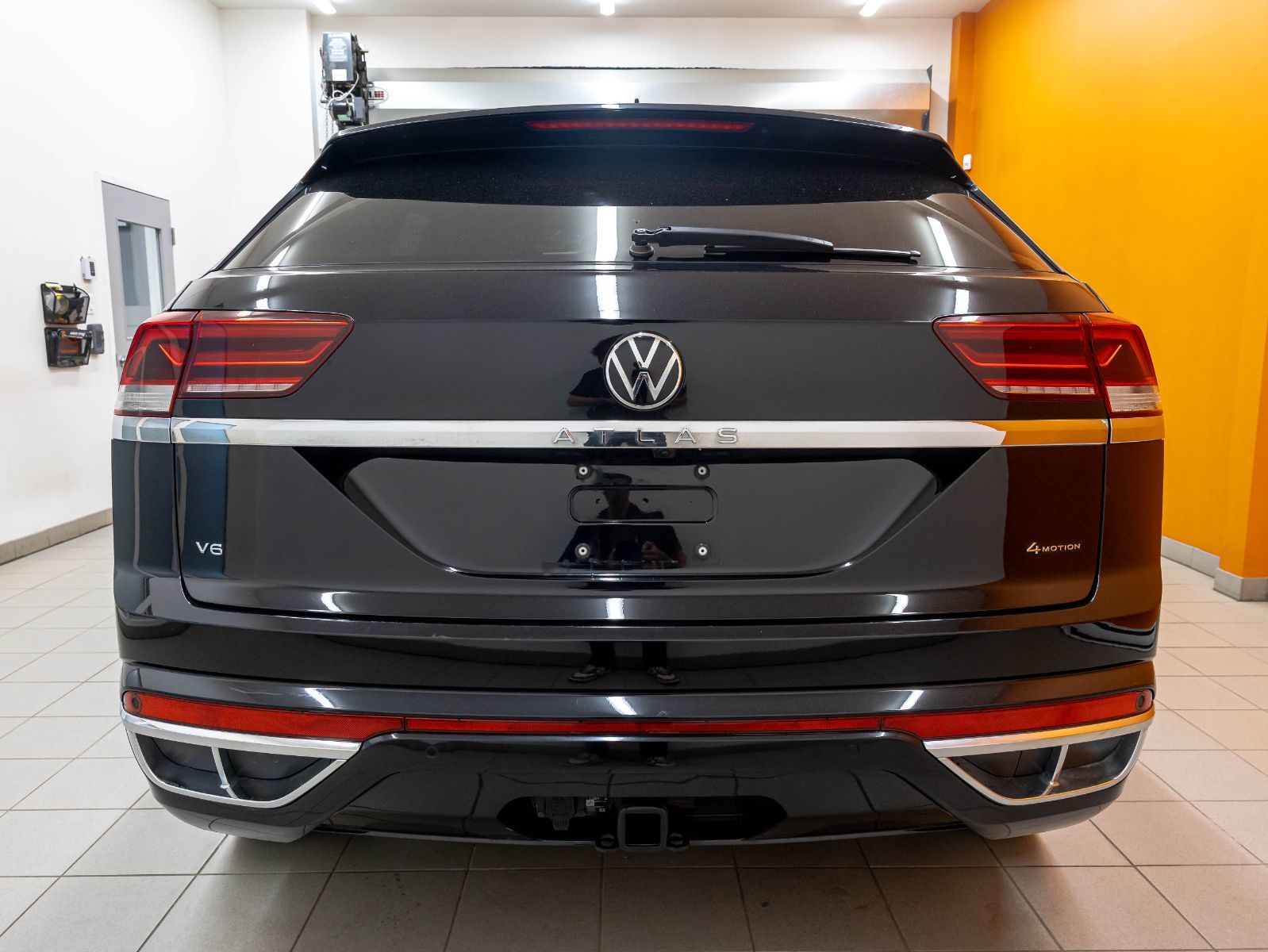 Volkswagen Atlas Cross Sport 2023 — photo 8