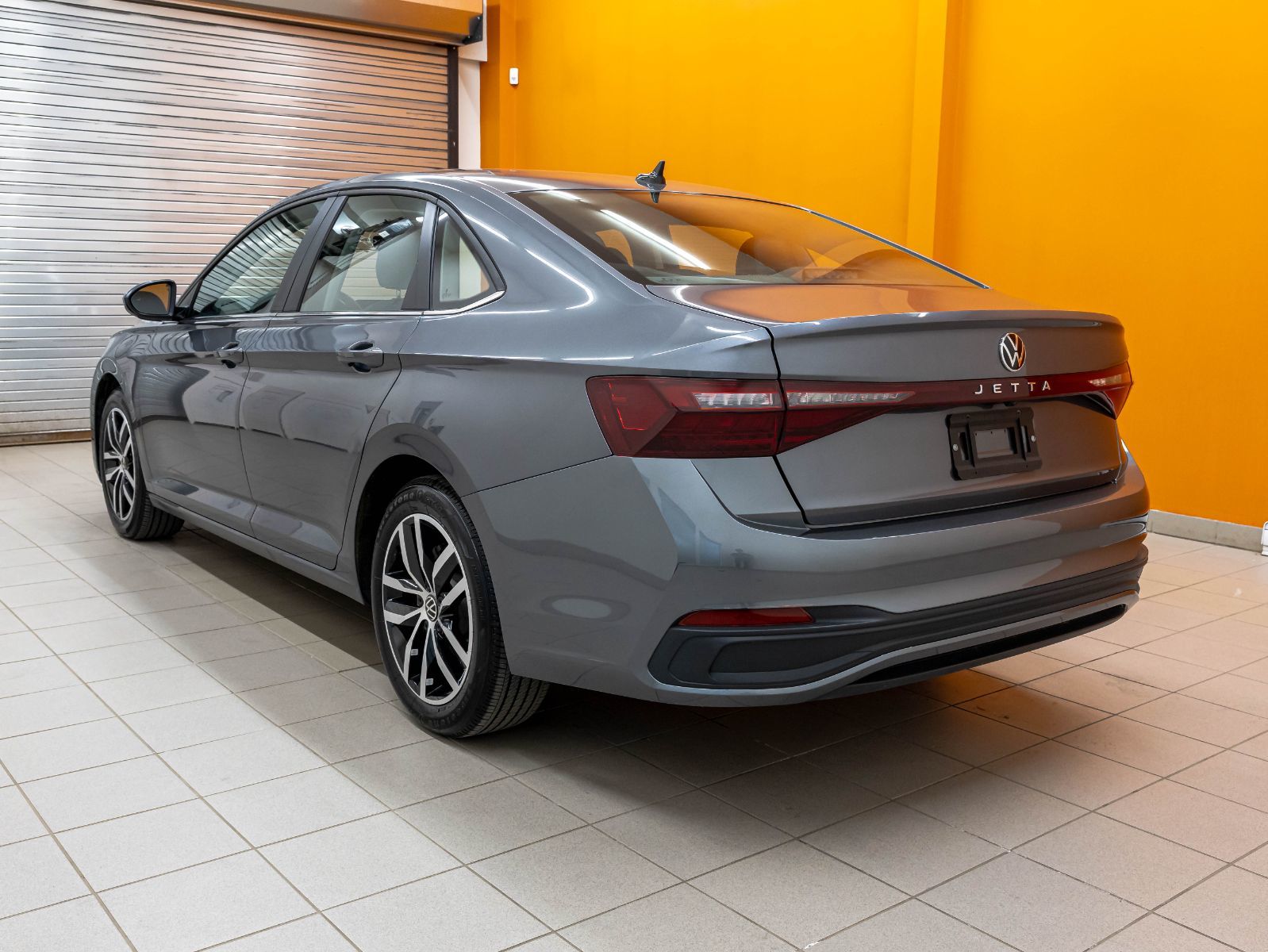 Volkswagen Jetta 2025 — photo 7
