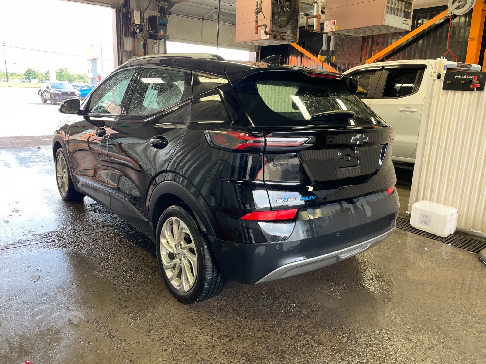 Chevrolet Bolt EUV 2023 — photo 7