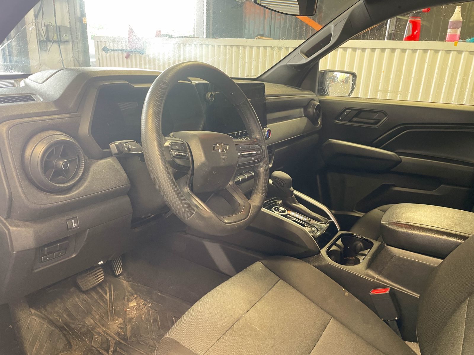 Chevrolet Colorado 2024 — photo 8