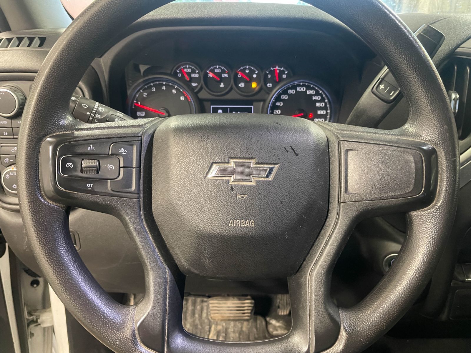 Chevrolet Silverado 1500 2022 — photo 6