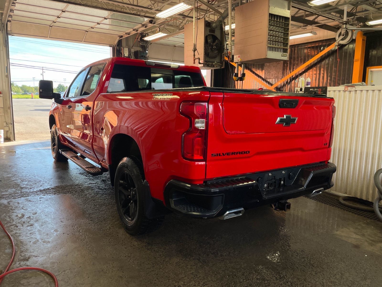 Chevrolet Silverado 1500 2023 — photo 8