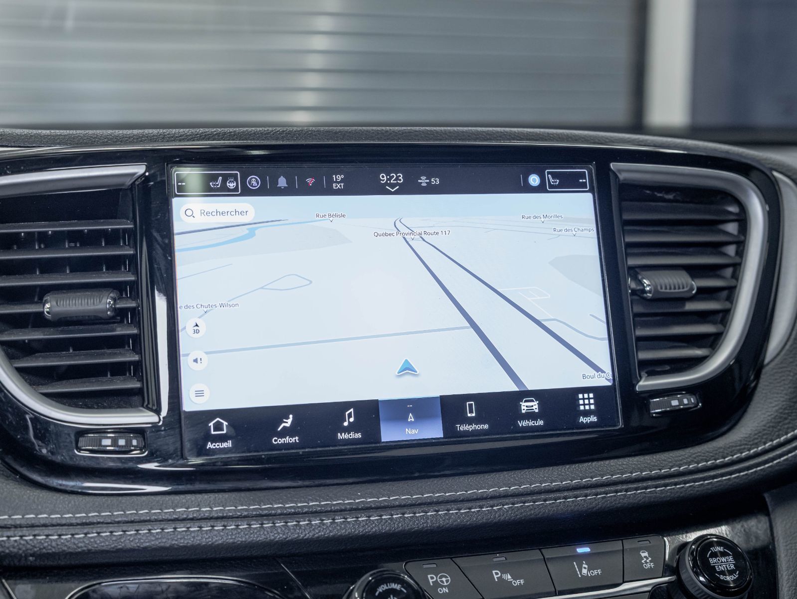 Chrysler Pacifica Hybrid 2024 — photo 7