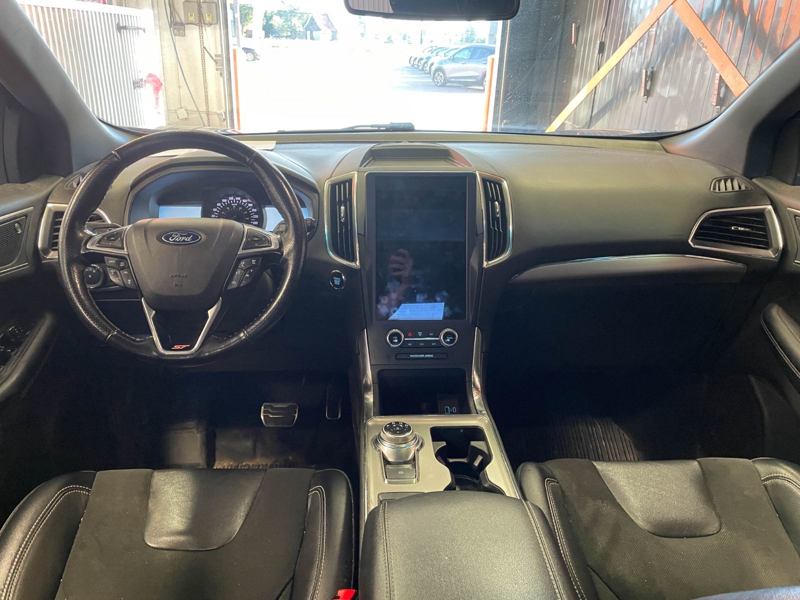 Ford Edge 2022 — photo 7