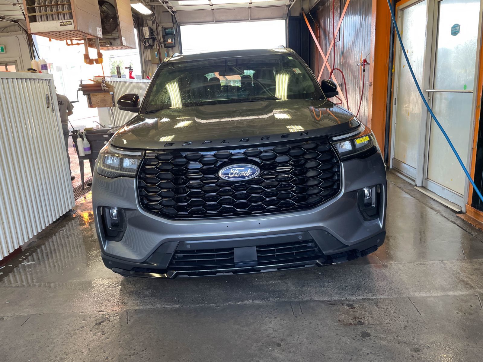 Ford Explorer 2025 — photo 7
