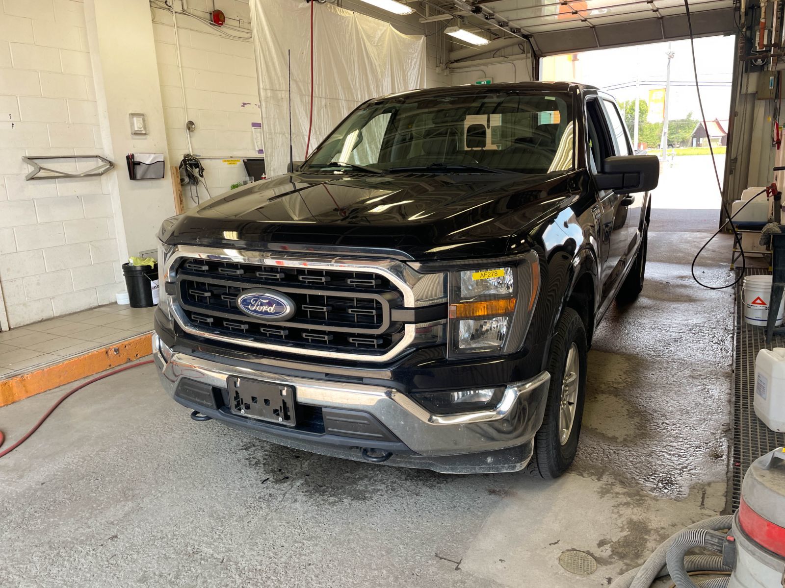 Ford F-150 2023 — photo 6