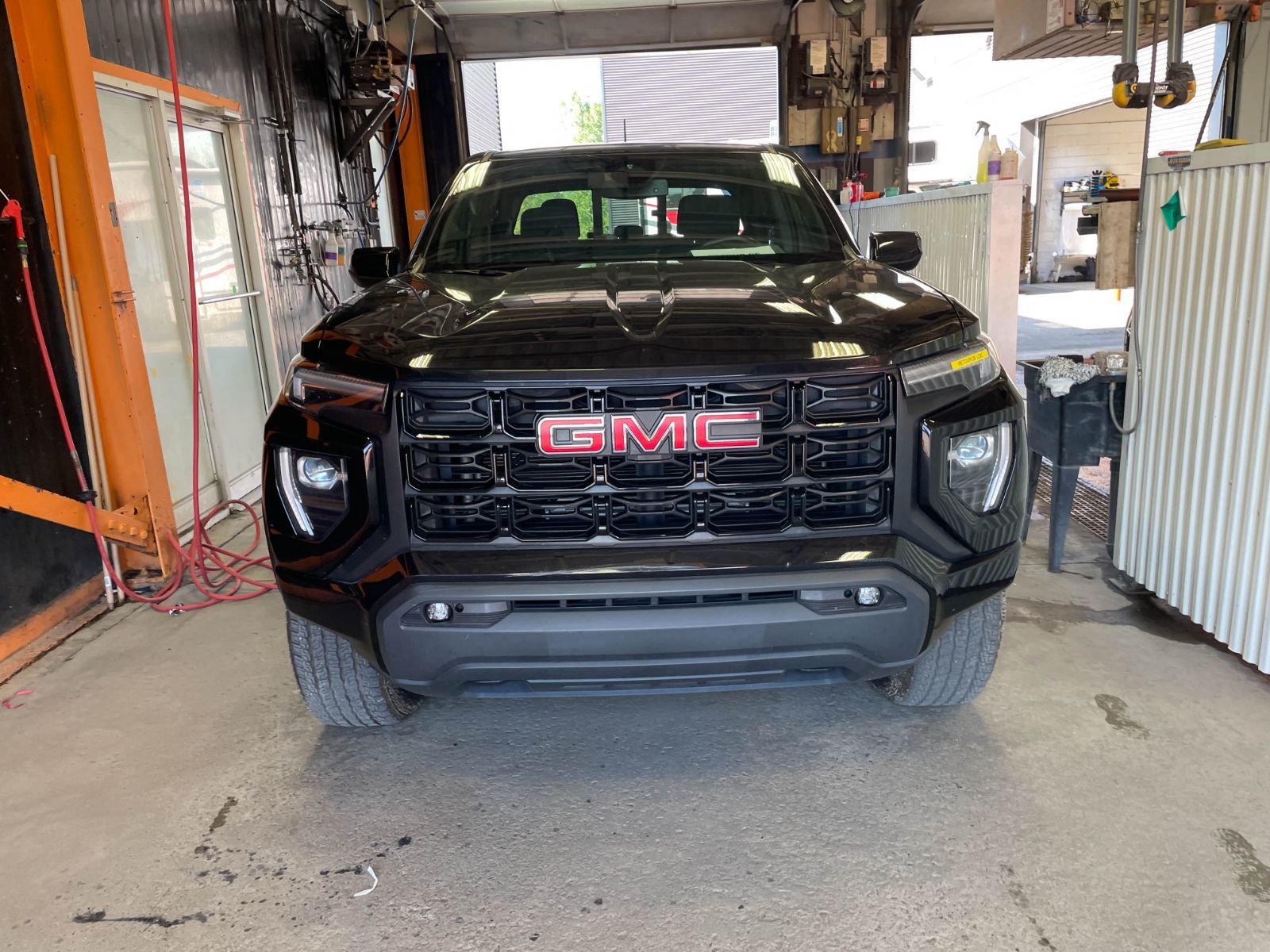 GMC Canyon 2024 — photo 8