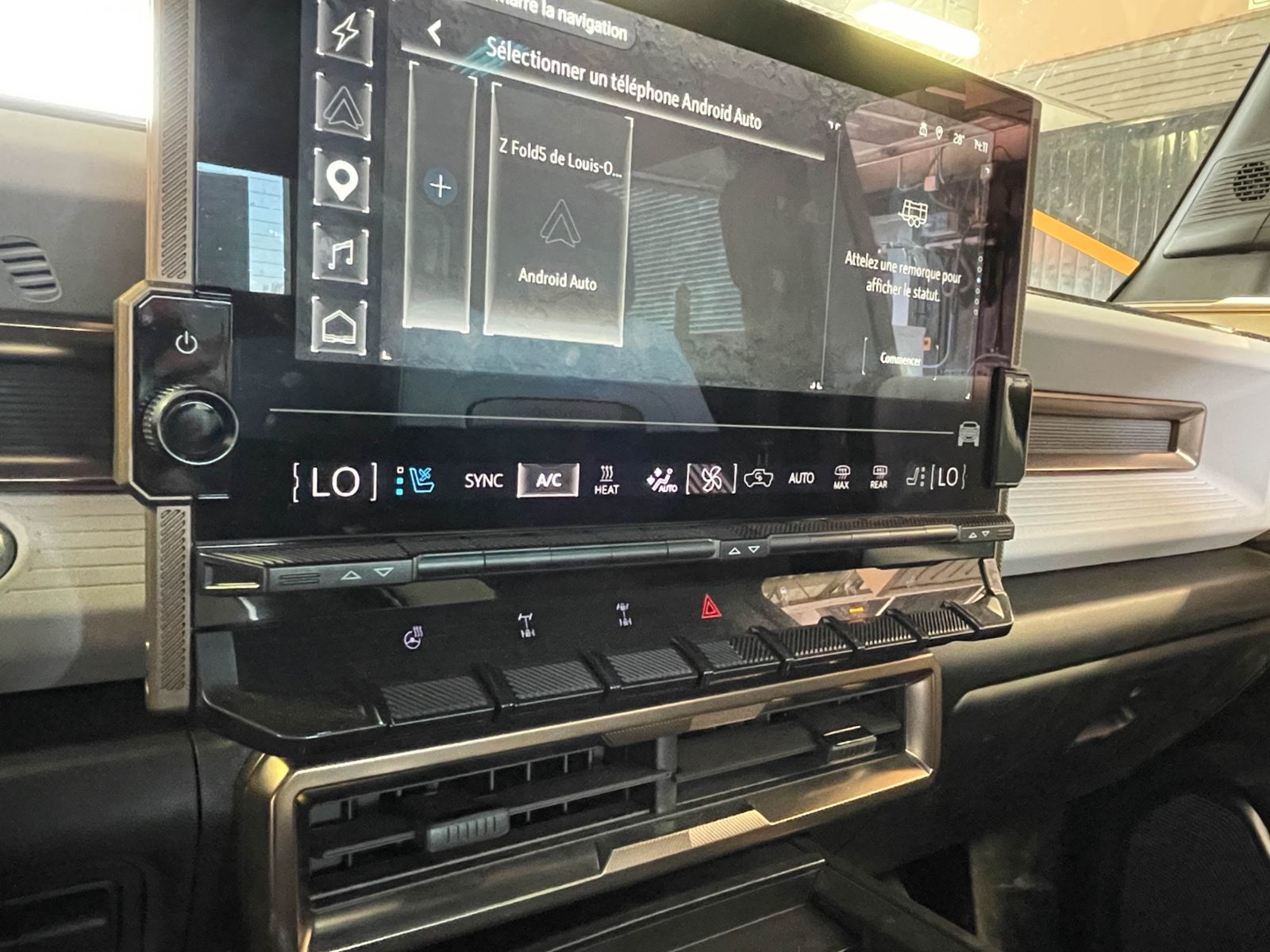 GMC HUMMER EV Pickup 2024 — photo 7