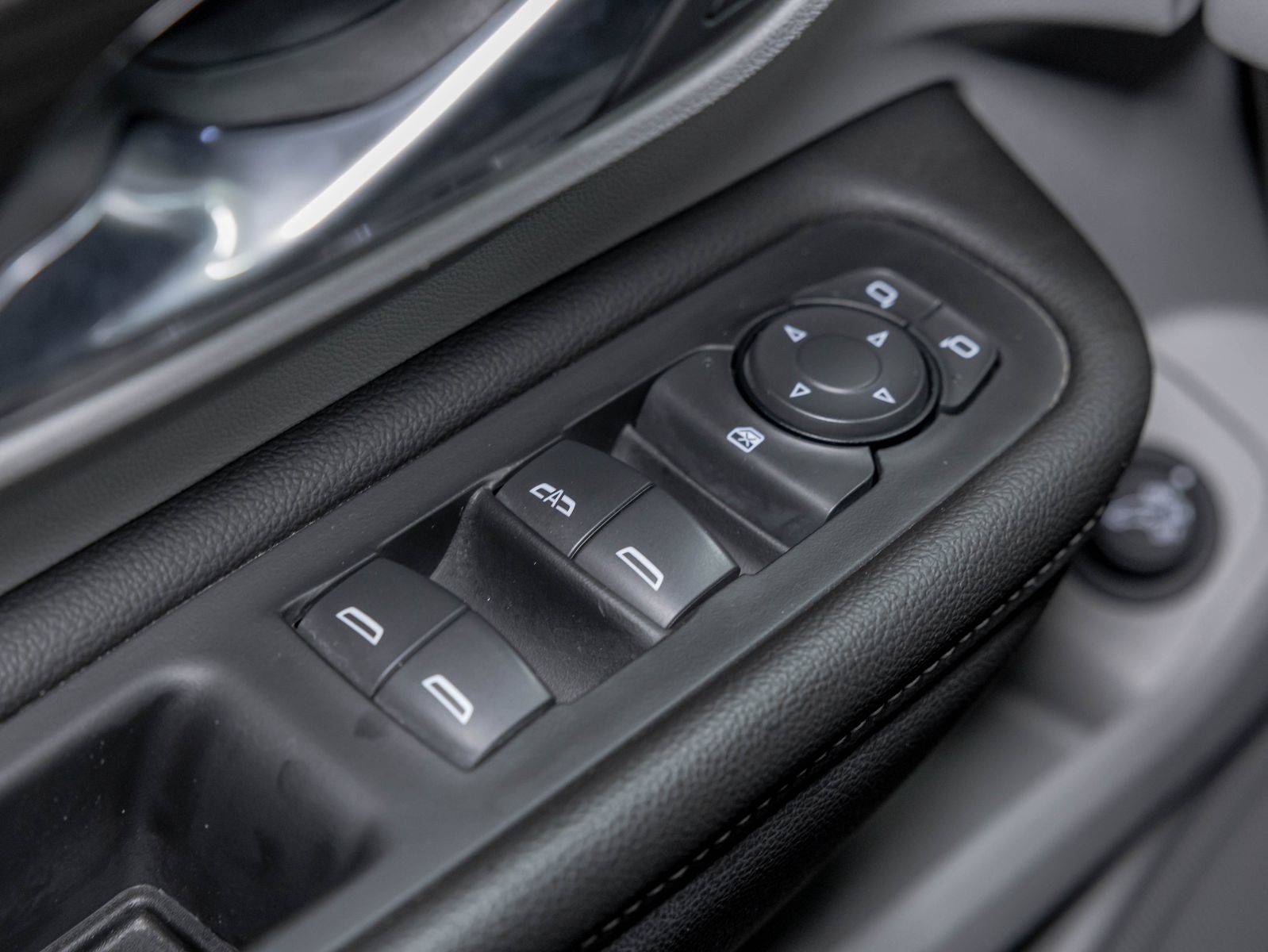 GMC Terrain 2024 — photo 8