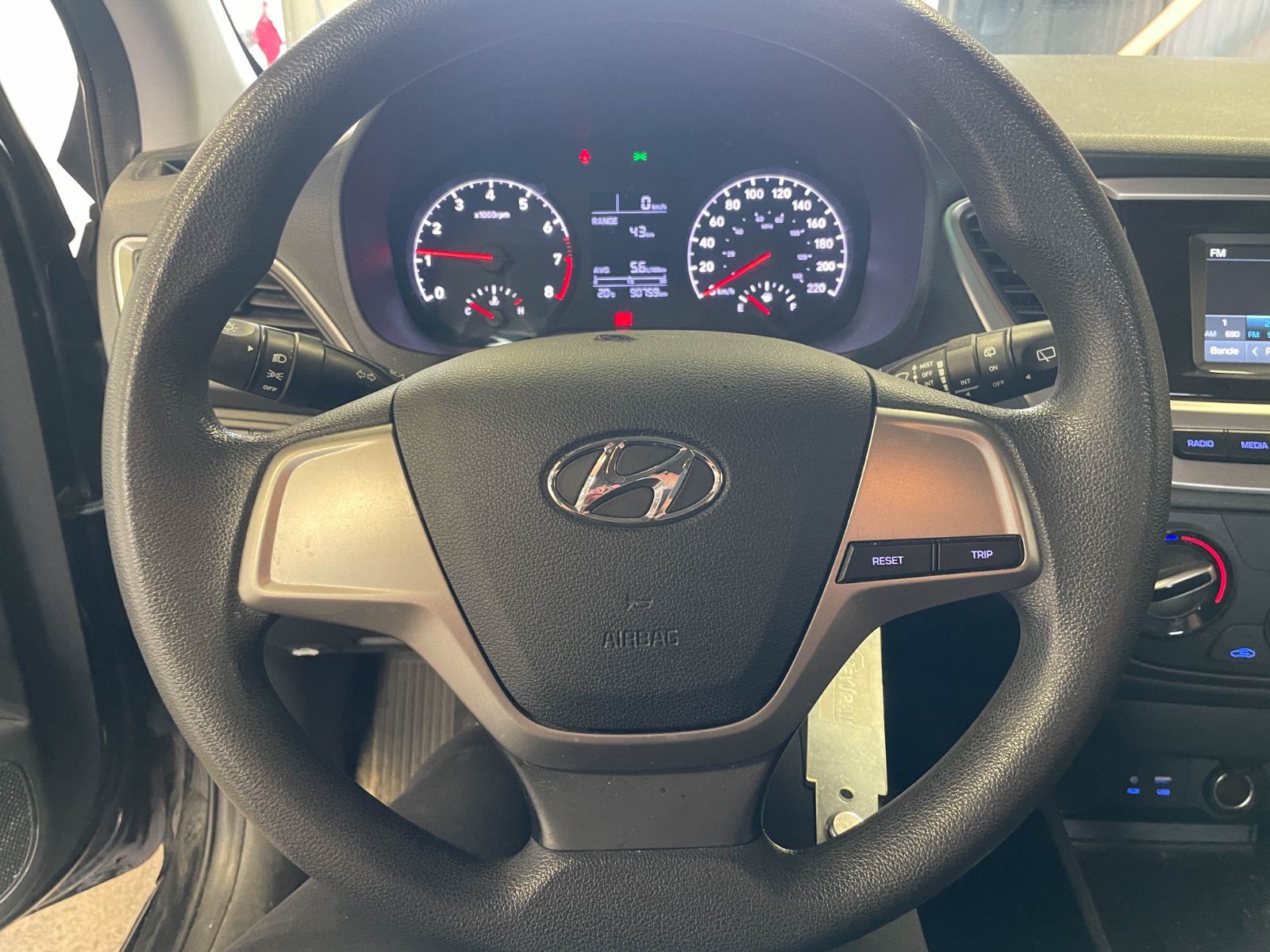Hyundai Accent 2019 — photo 8