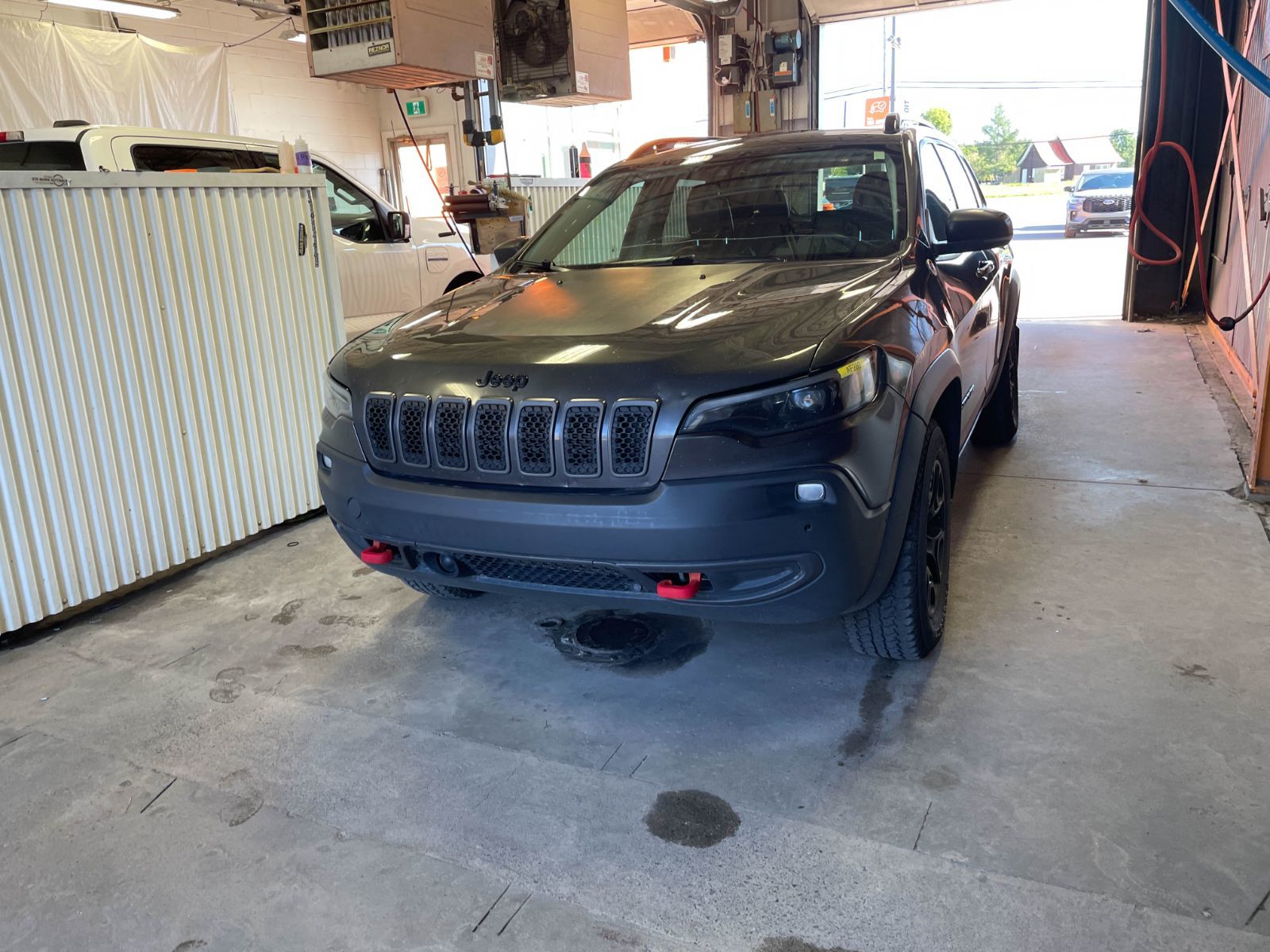 Jeep Cherokee 2023 — photo 6
