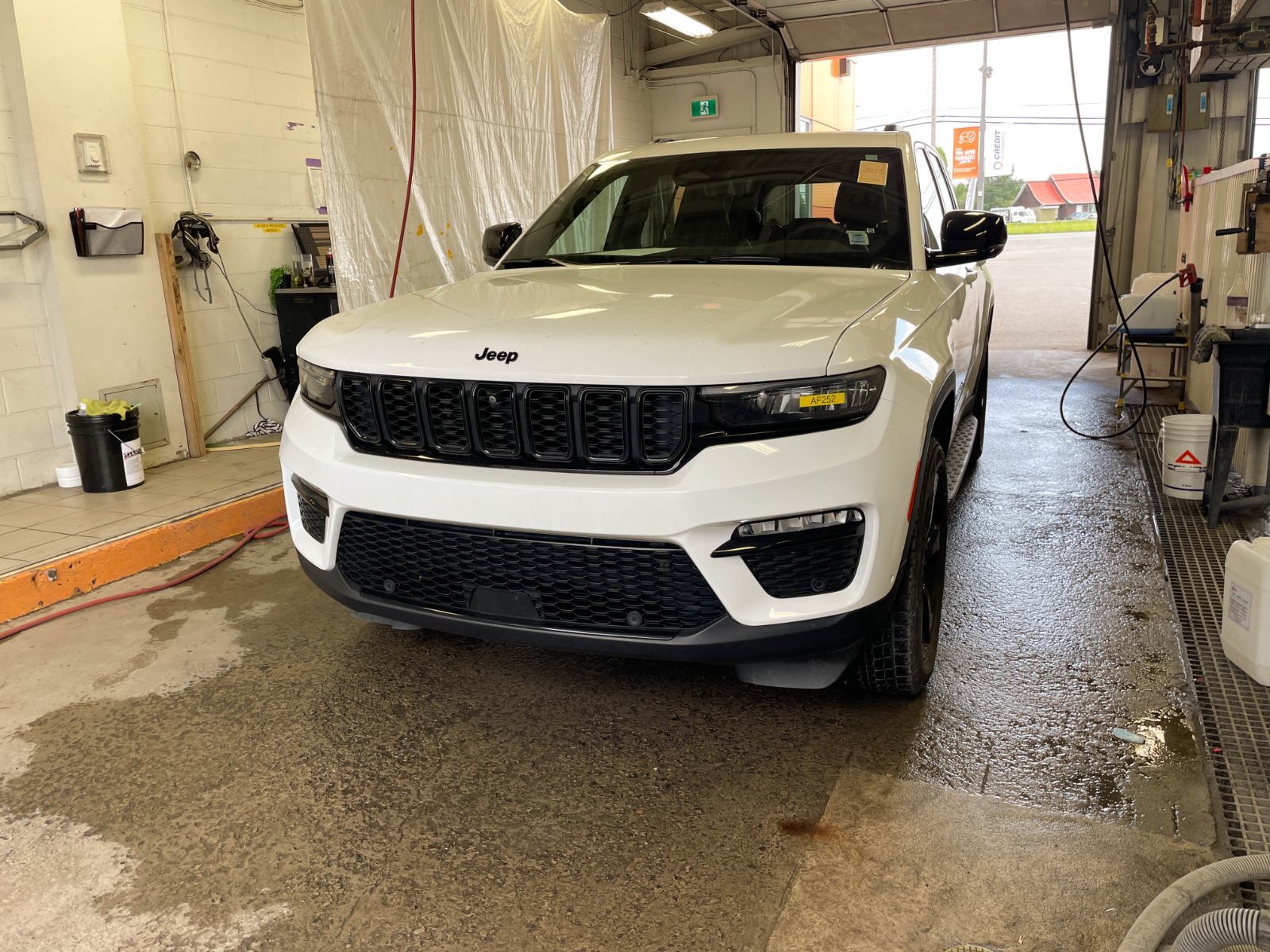Jeep Grand Cherokee 2024 — photo 5