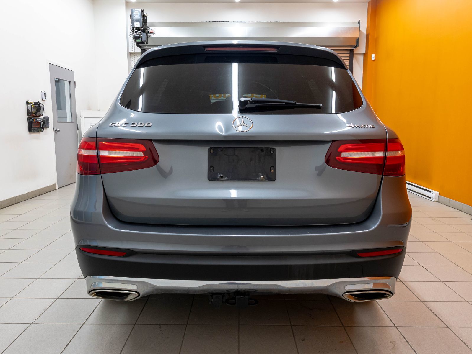Mercedes-Benz GLC 2018 — photo 8