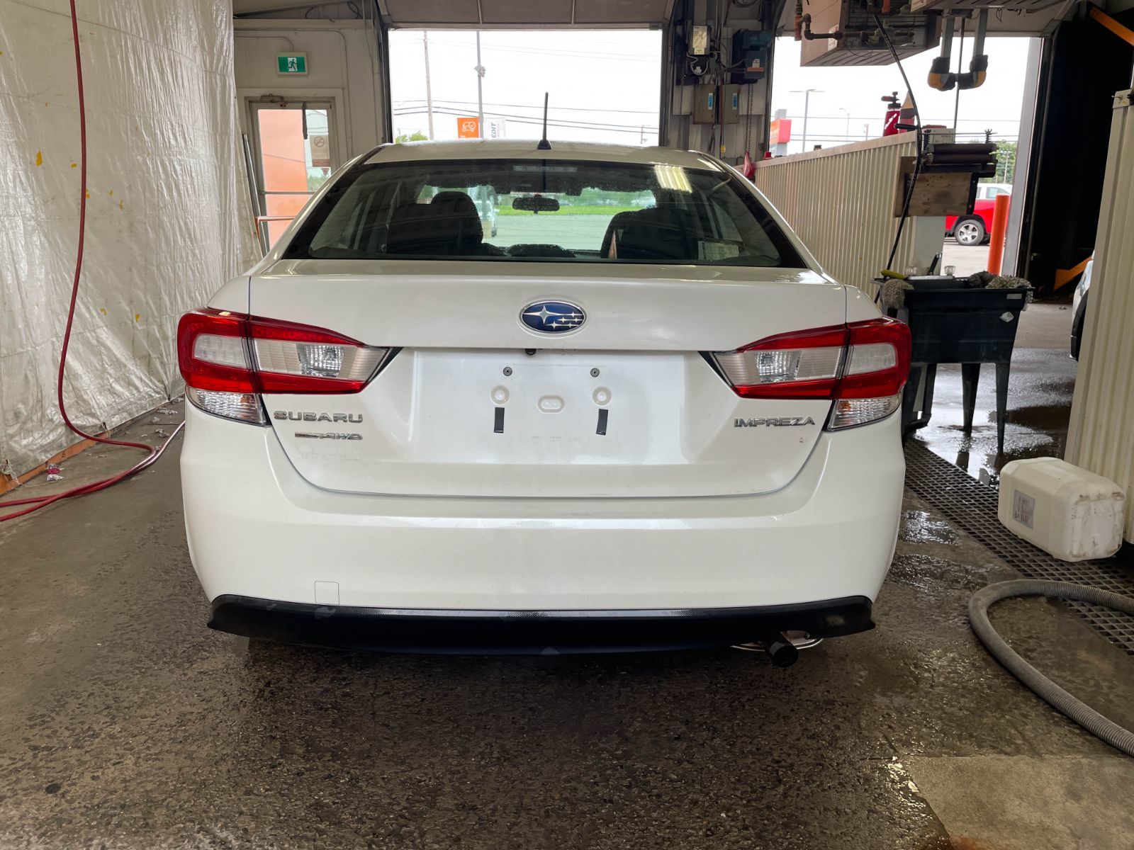 Subaru Impreza 2022 — photo 8