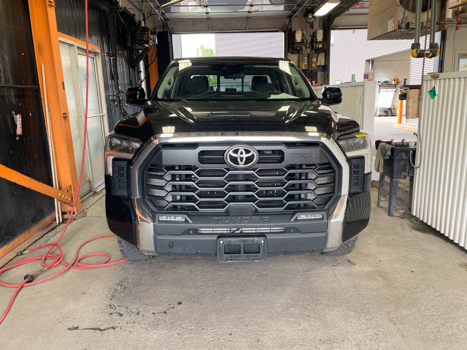 Toyota Tundra 2024 — photo 8