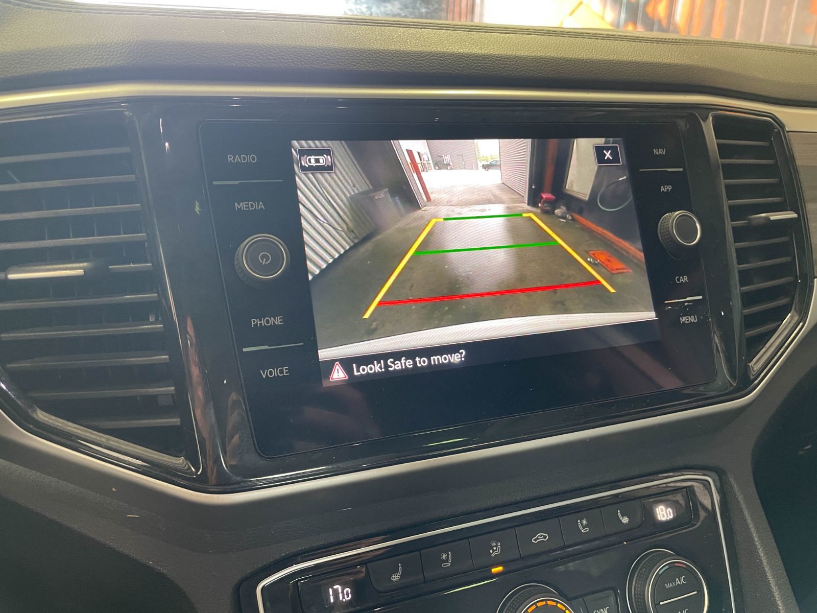Volkswagen Atlas 2022 — photo 8