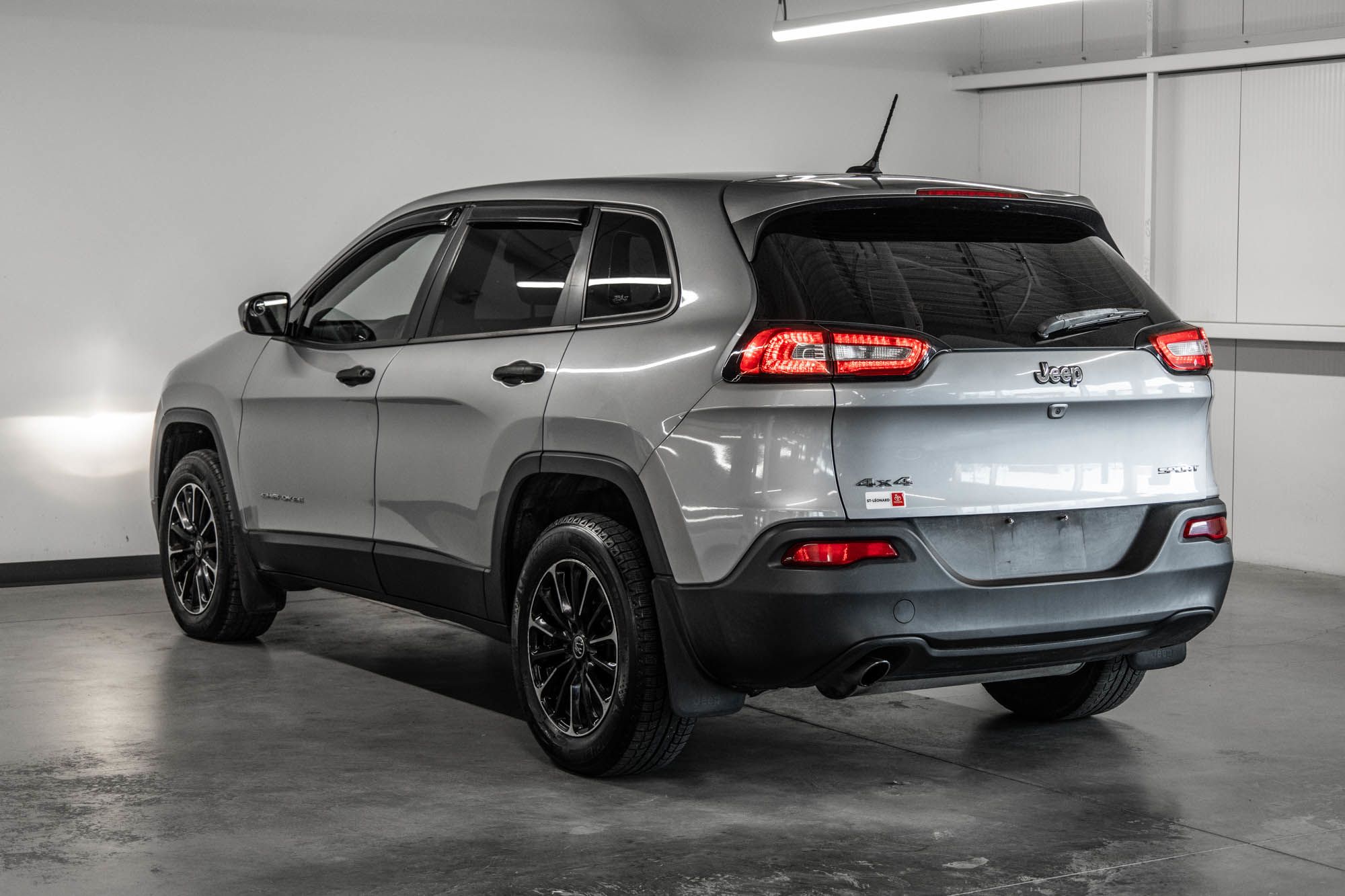 Photo Jeep Cherokee Sport 2014 #7