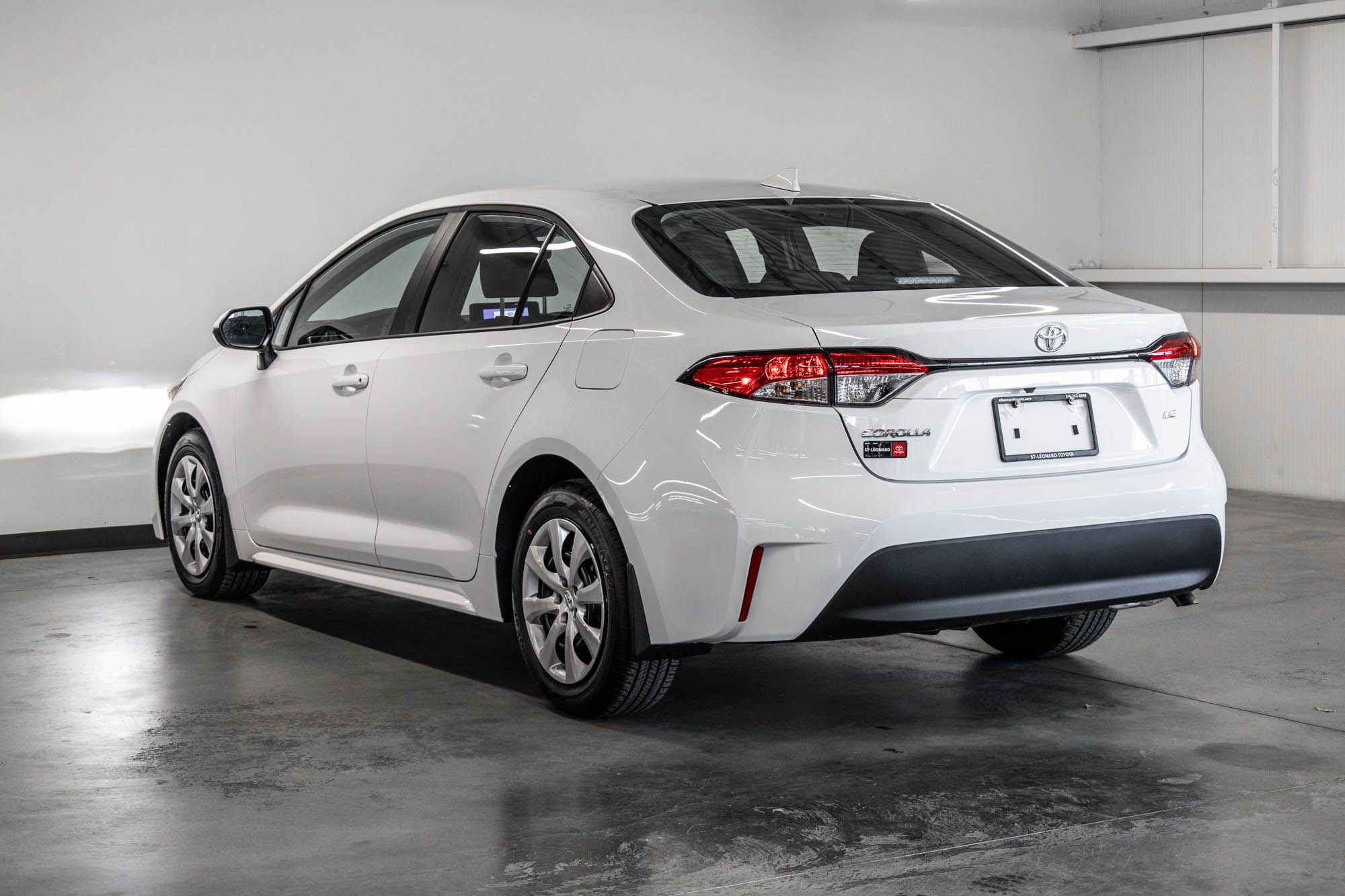 Photo Toyota Corolla LE 2026 #6