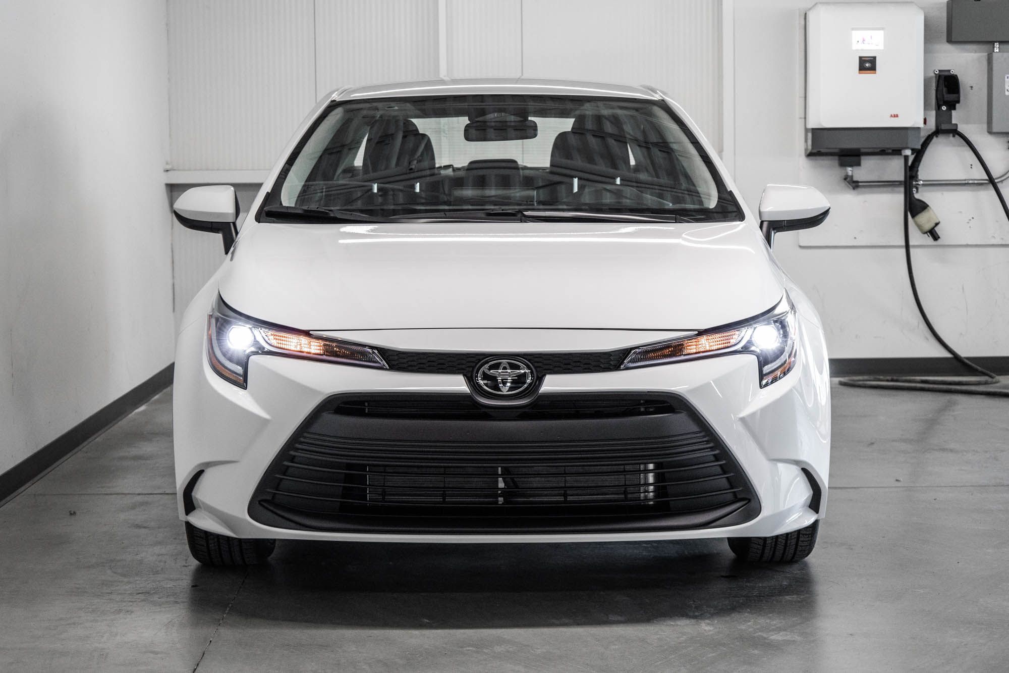 Photo Toyota Corolla LE 2026 #2
