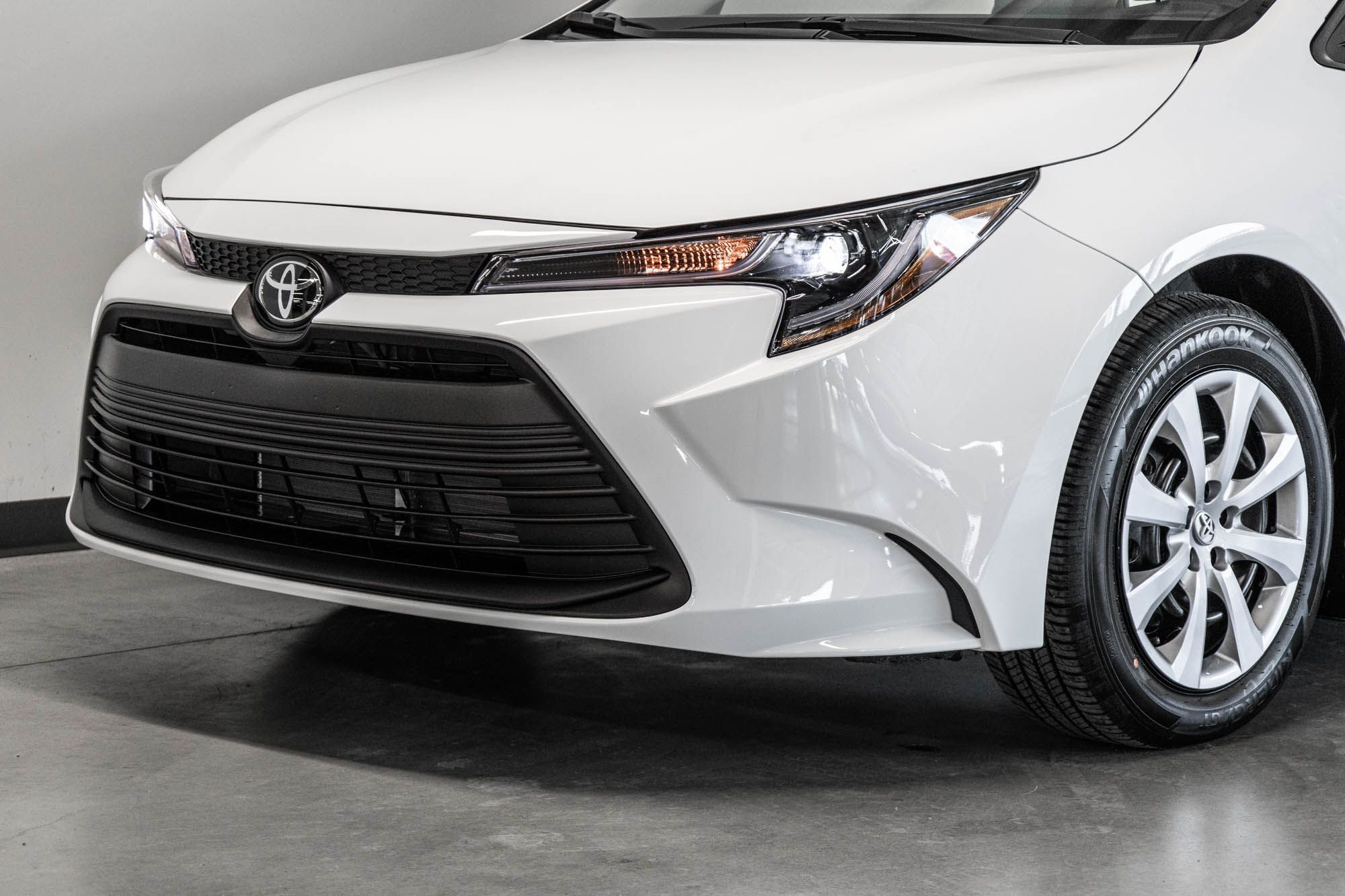 Photo Toyota Corolla LE 2026 #3
