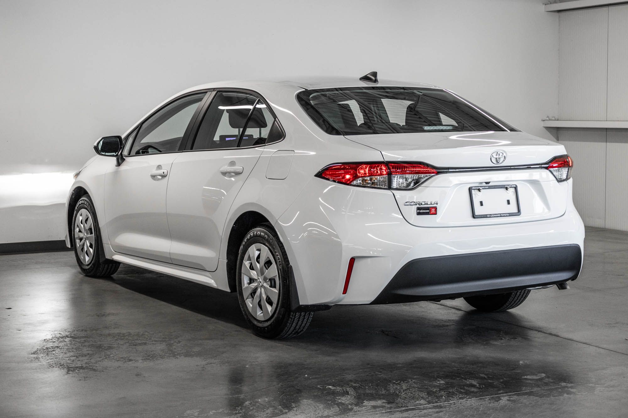 Photo 2026 Toyota Corolla L #6