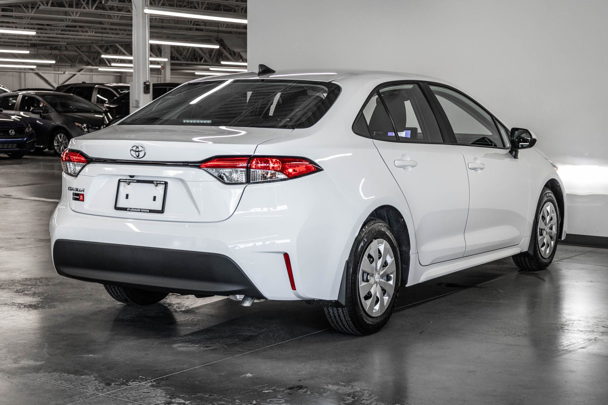 Photo 2026 Toyota Corolla L #8