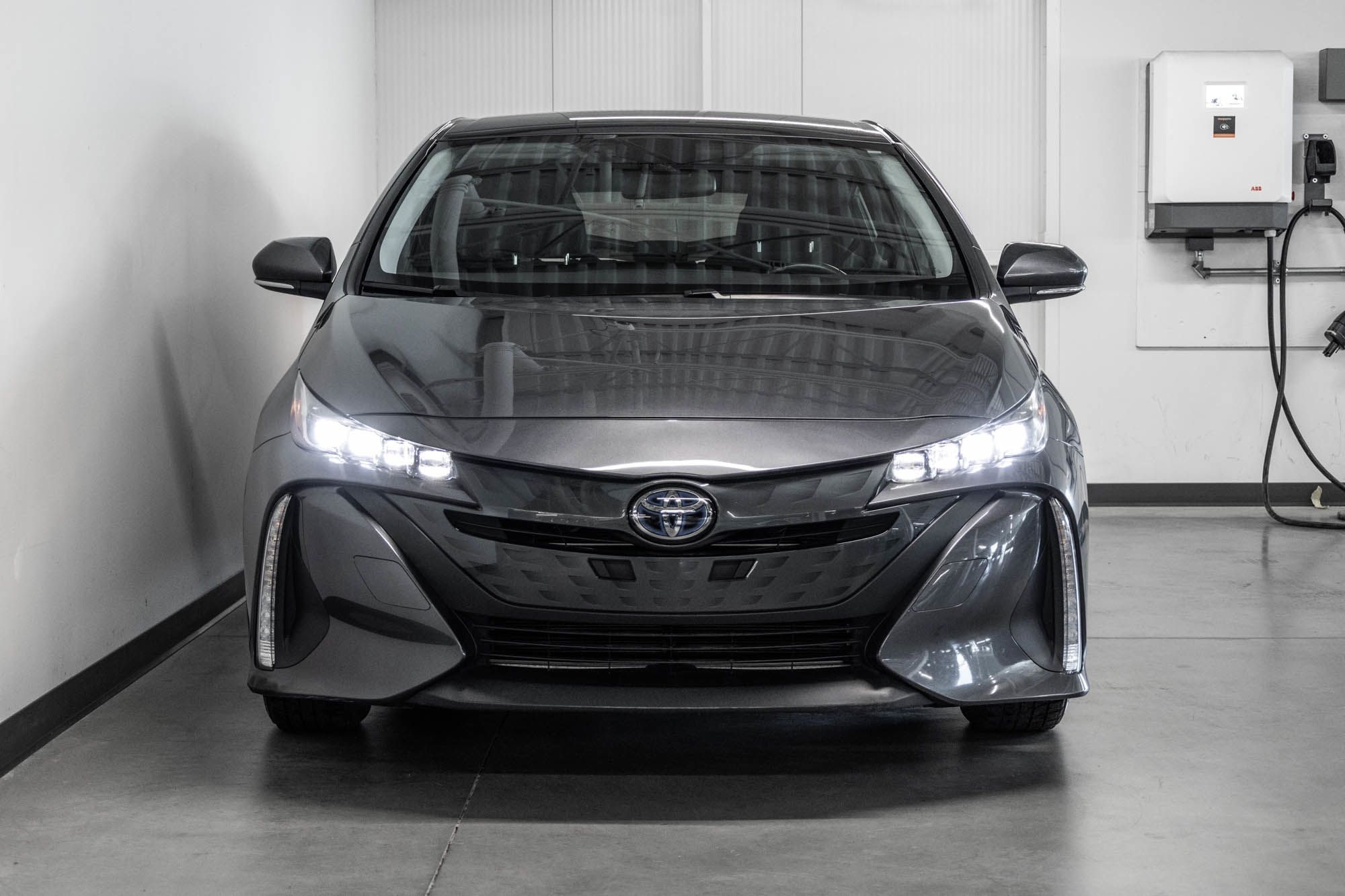 Photo 2021 Toyota Prius Prime Base #2