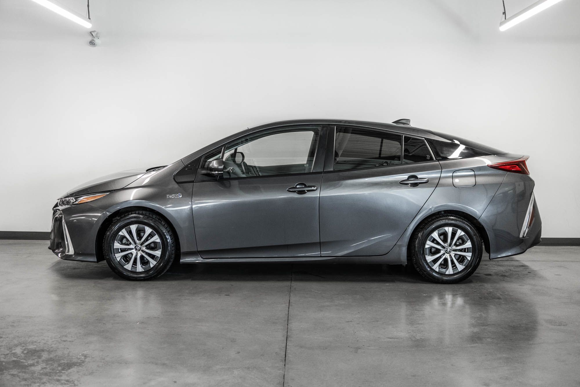 Photo 2021 Toyota Prius Prime Base #6