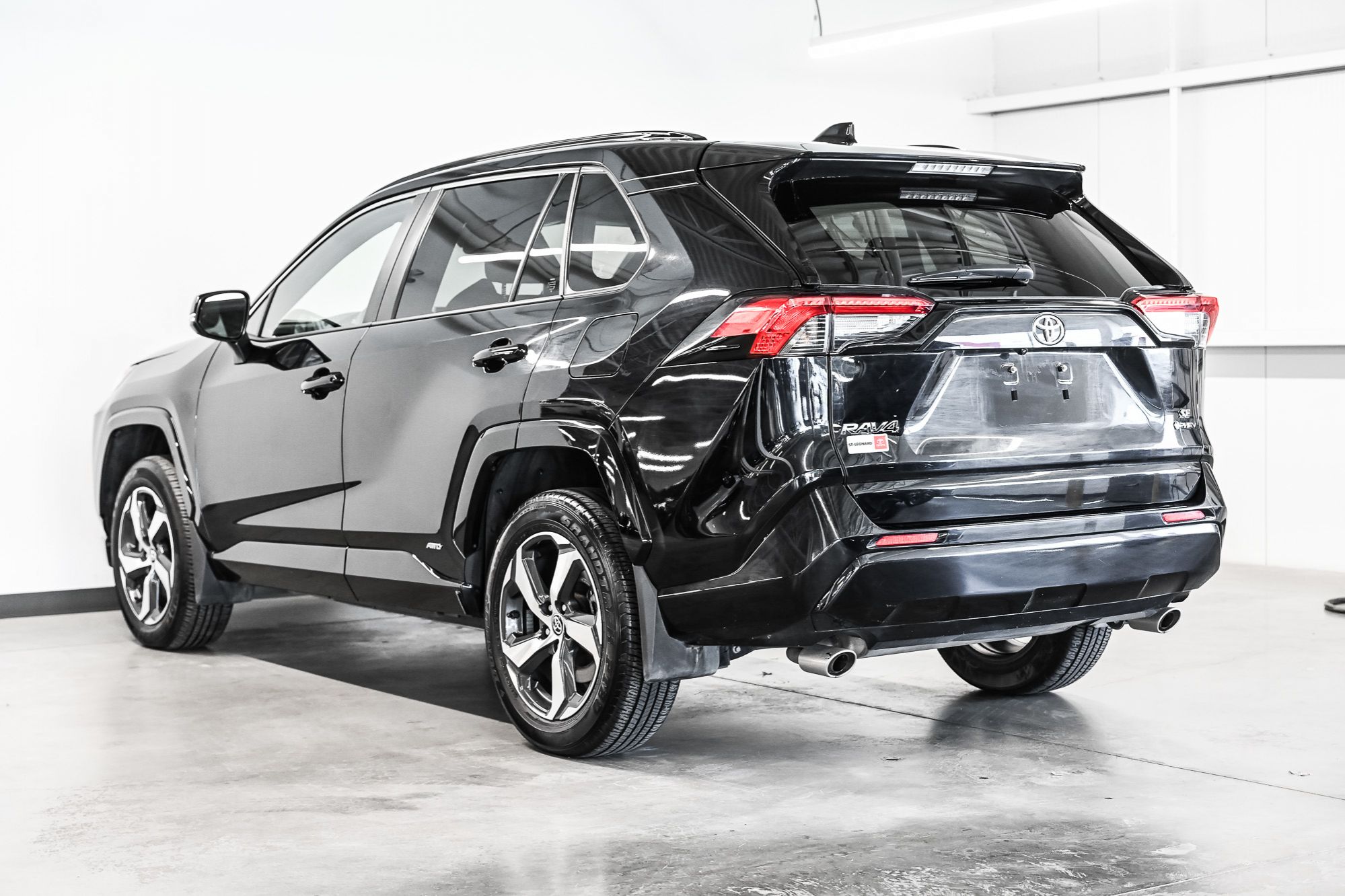 Photo Toyota RAV4 Plug-In Hybrid SE 2025 #6
