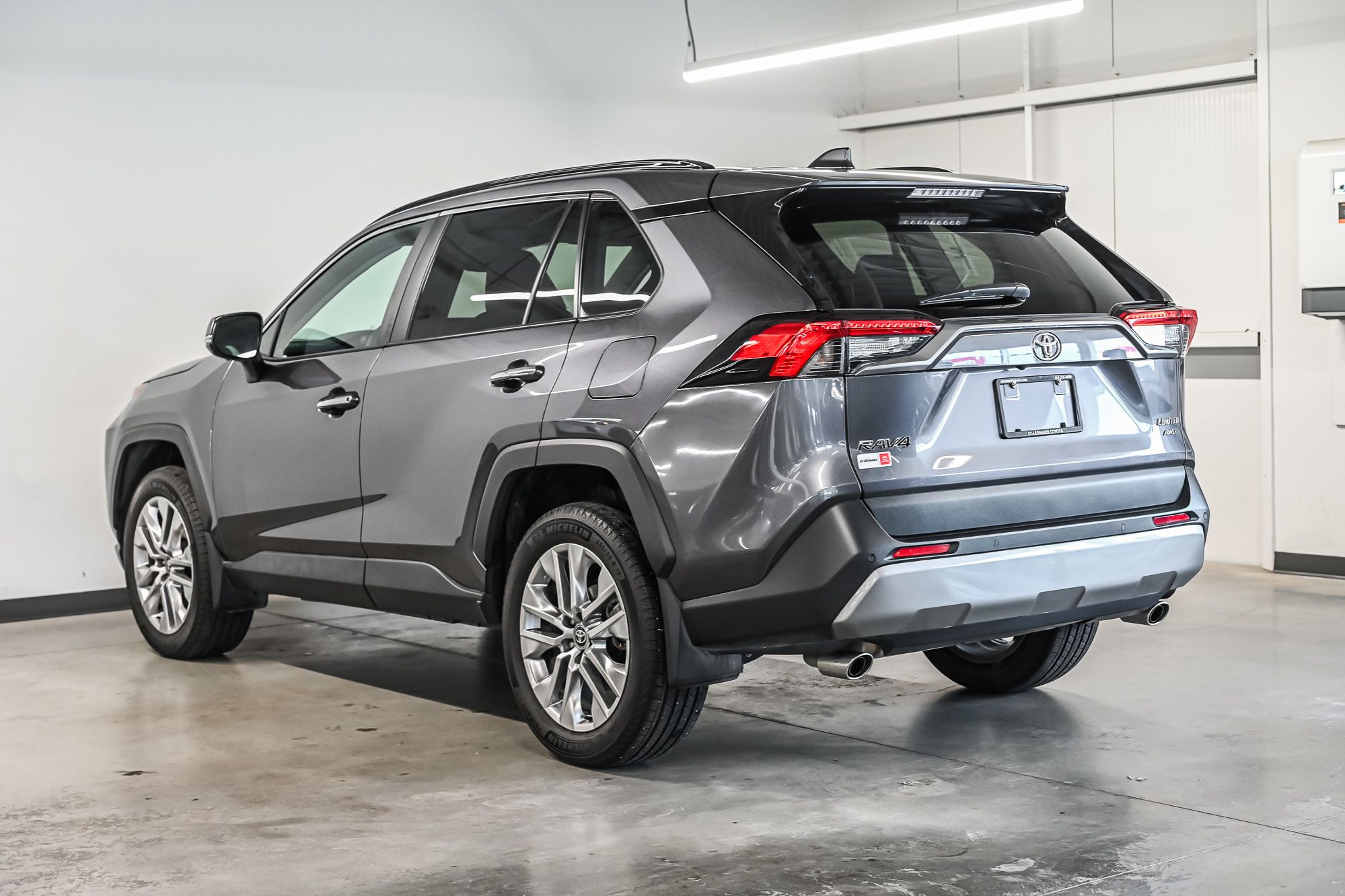 Photo Toyota RAV4 Limited 2025 #6