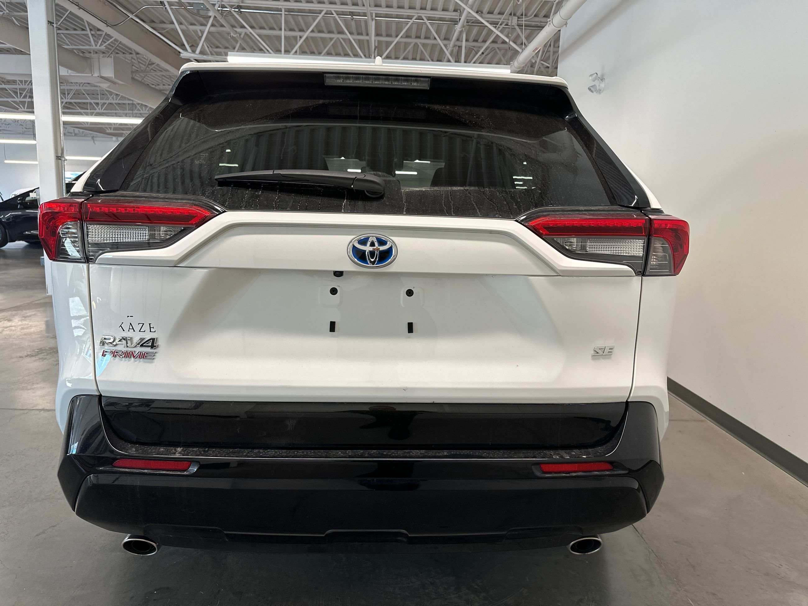 Photo 2024 Toyota RAV4 Prime SE #7
