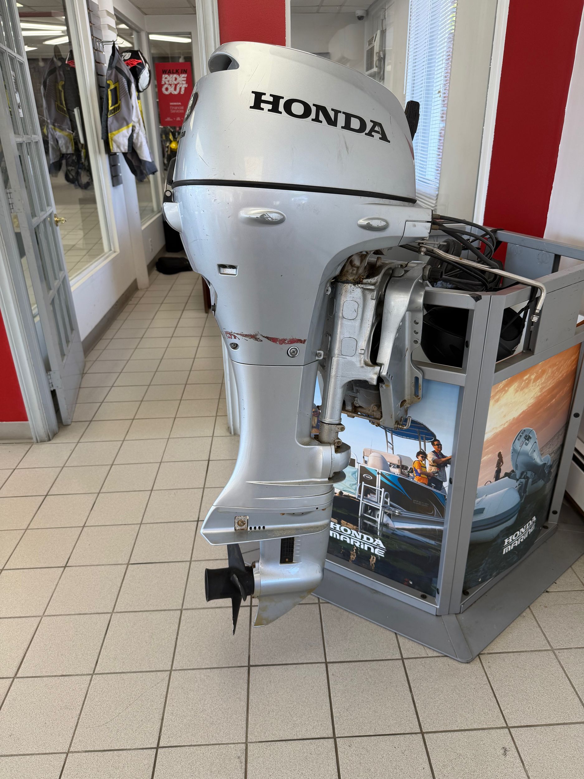 9999 Honda Marine BF9.9 power tilt with remotes long shaft