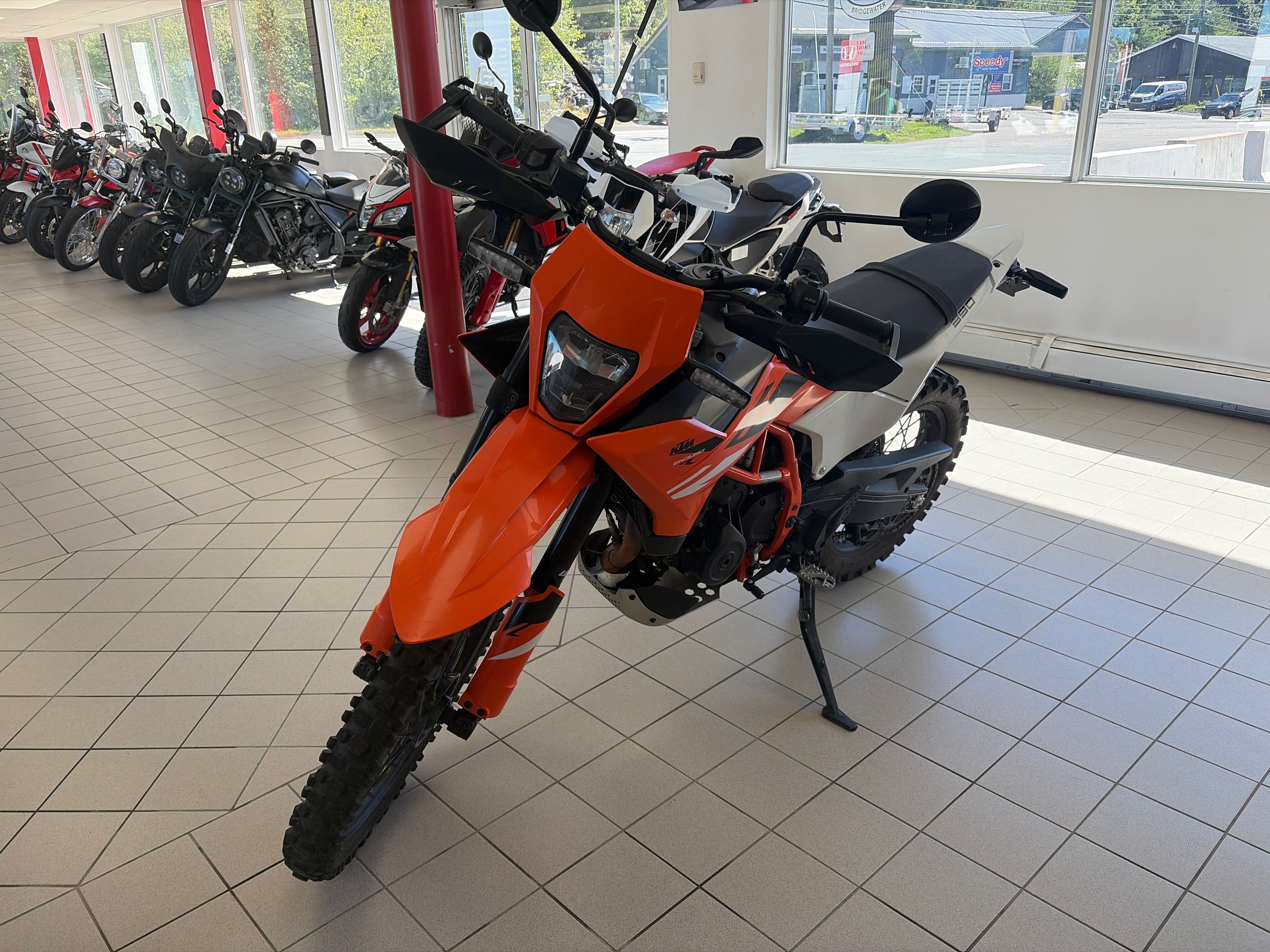 2025 KTM Enduro 390 R