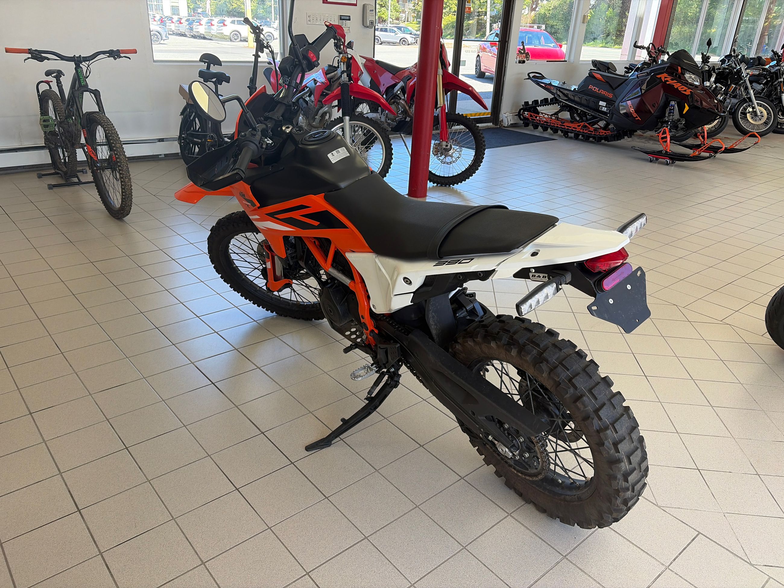 2025 KTM Enduro 390 R