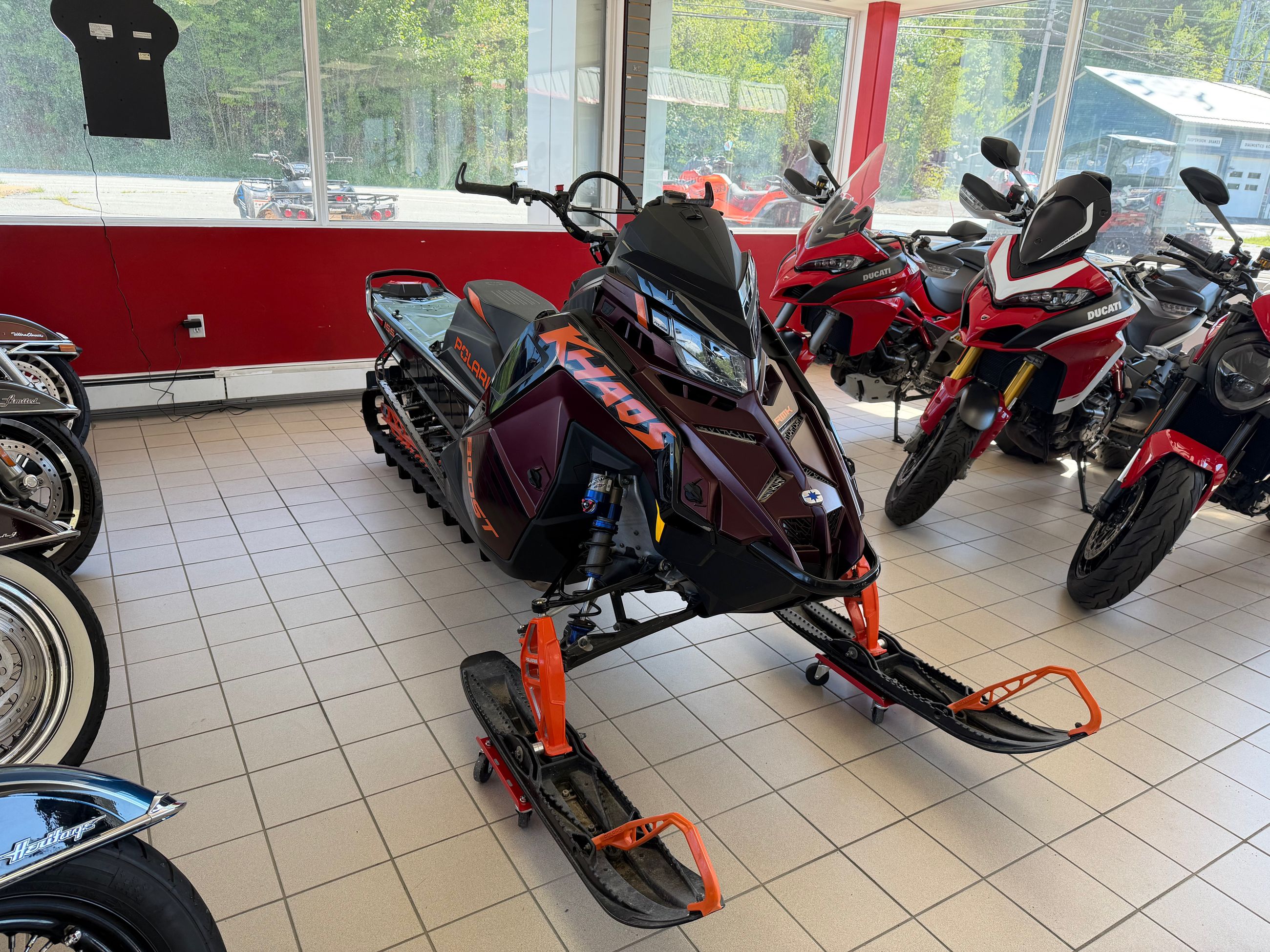 2025 Polaris 850 RMK KHAOS 155