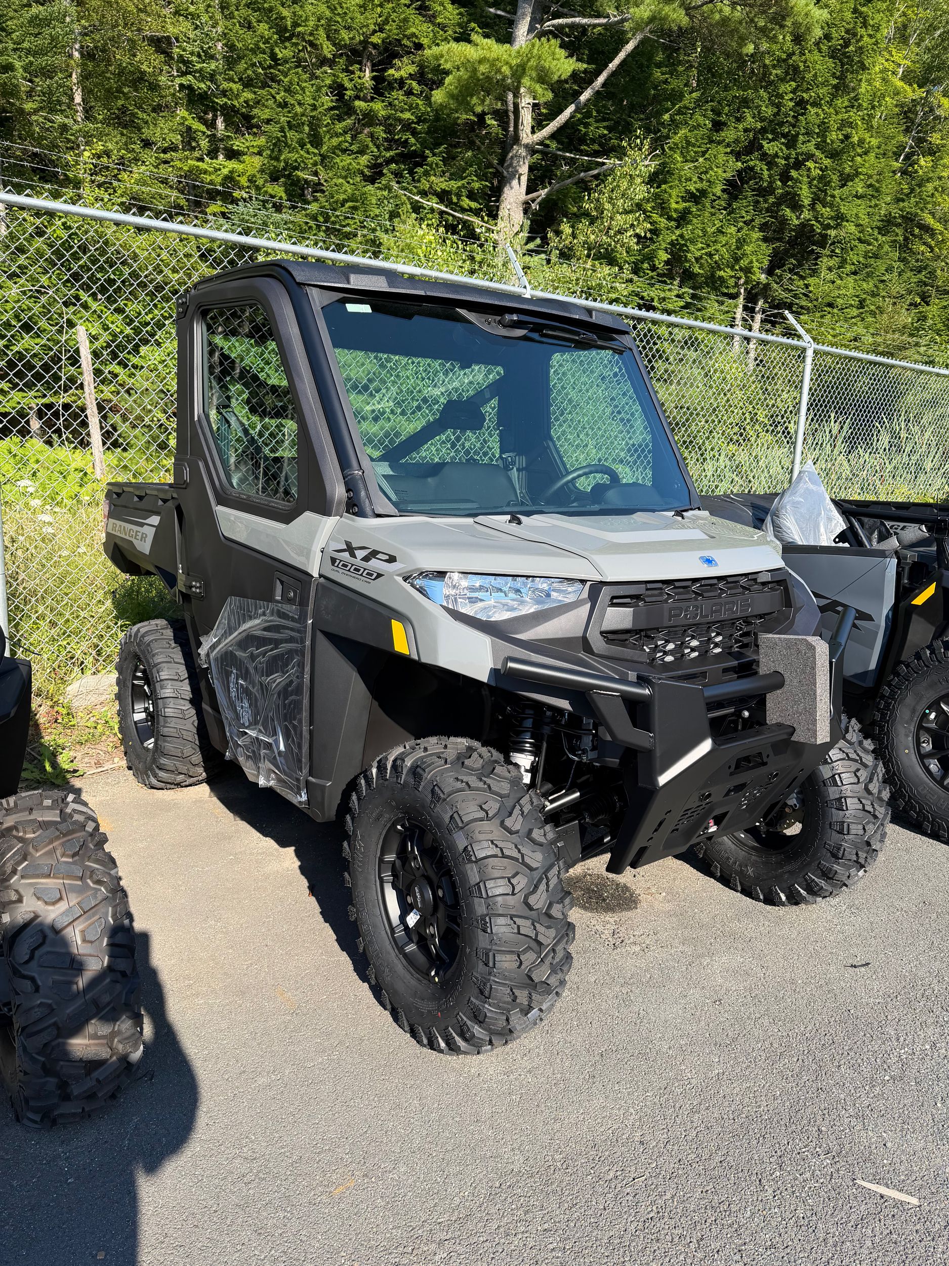 2027 Polaris Ranger XP 1000 Cab-Avalance Gray