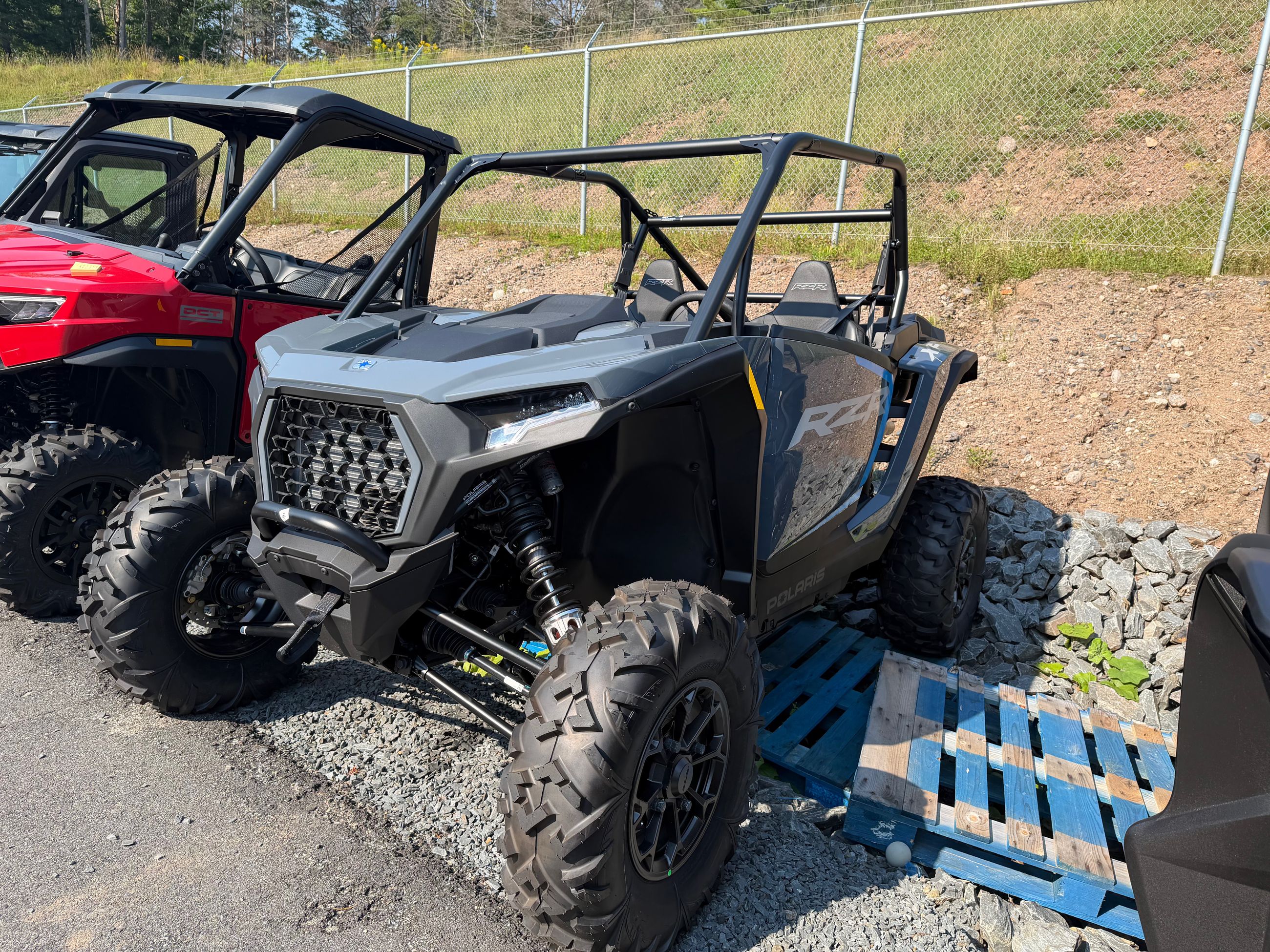 2026 Polaris RZR XP 1000 Sport-Stealth Gray