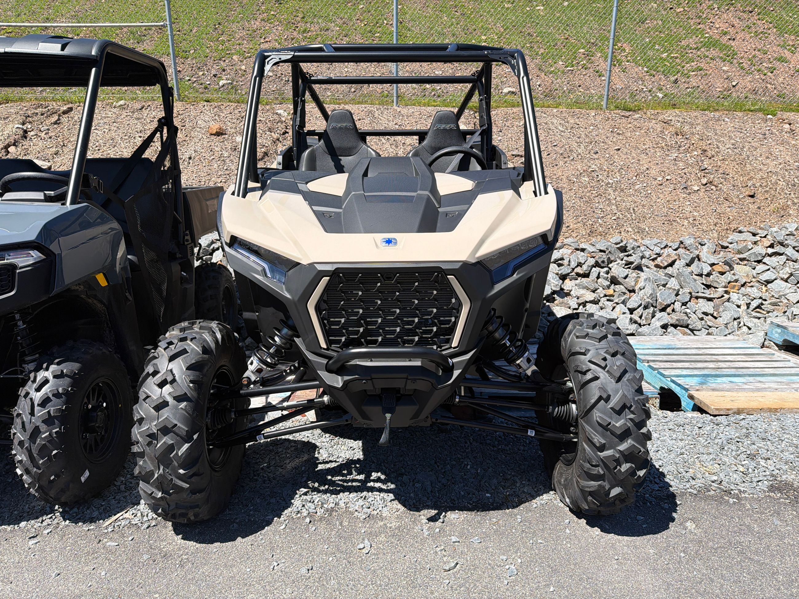 2026 Polaris RZR XP 1000 Sport-Sand Dune