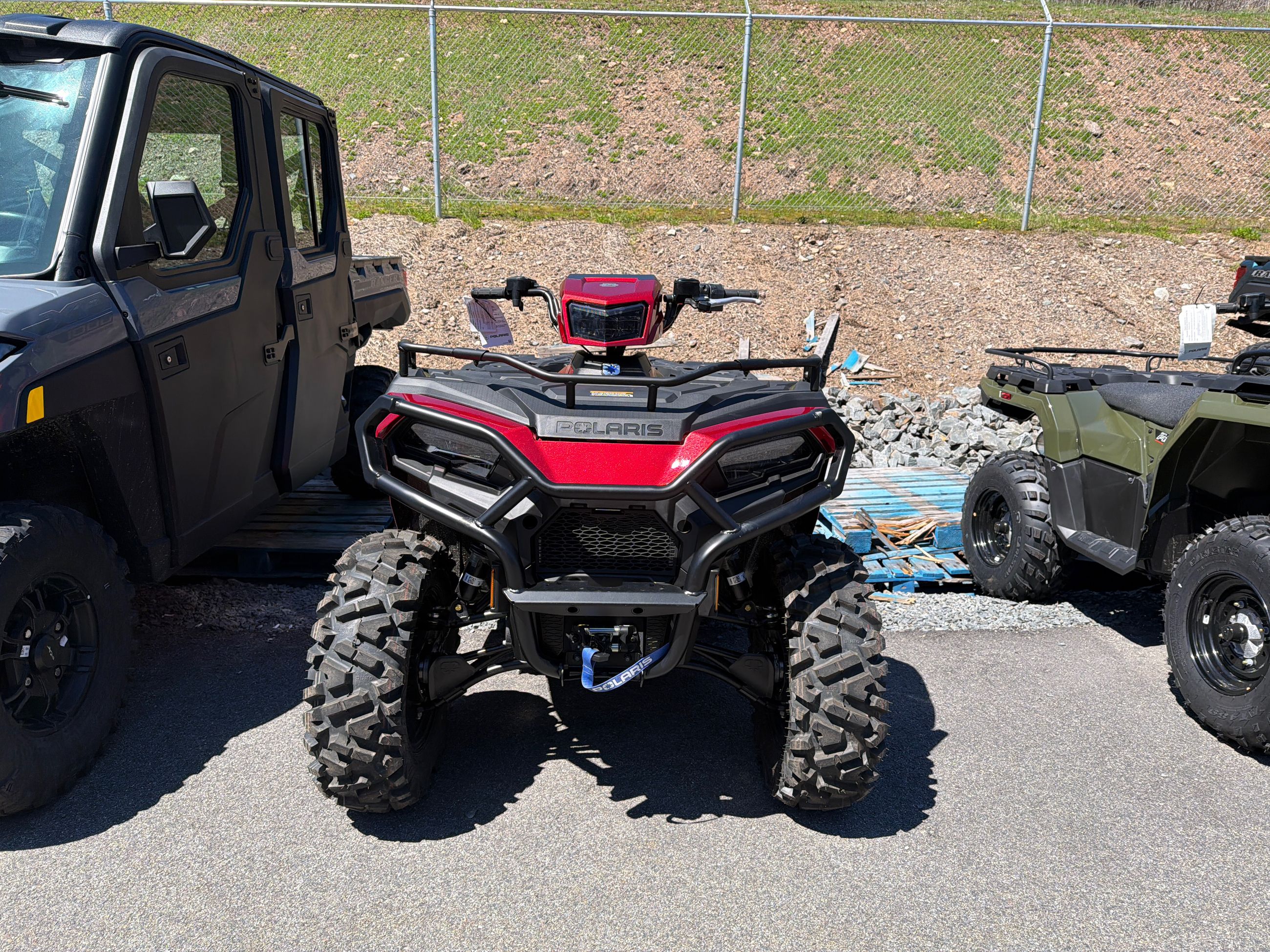 Polaris Sportsman 570 Trail-Sunset Red 2026