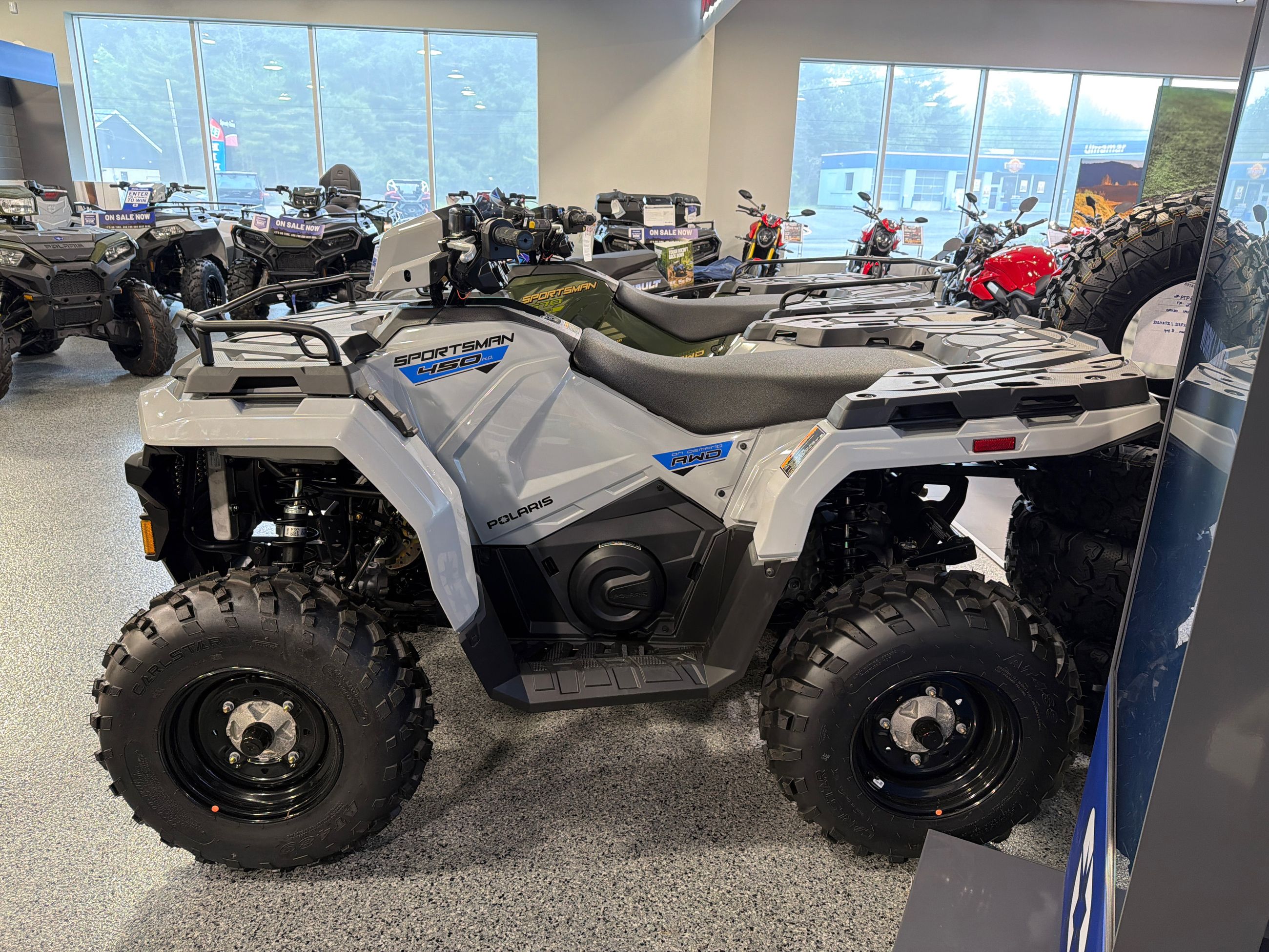 Polaris Sportsman 450 H.O.- Ghost Gray 2026