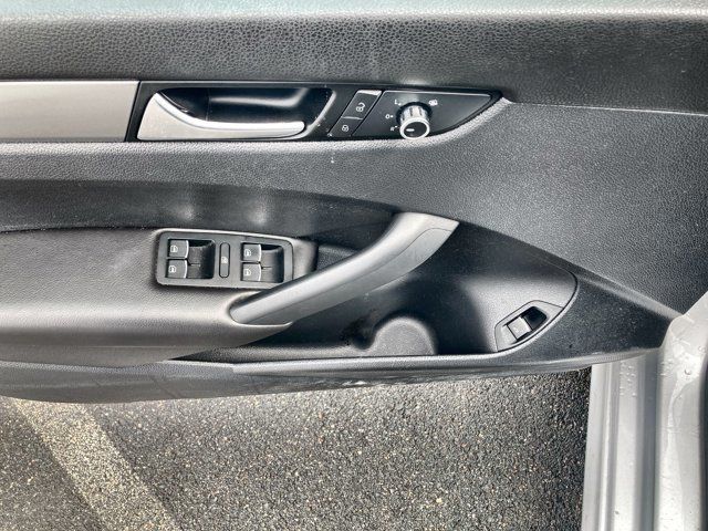 2014 Volkswagen Passat Trendline