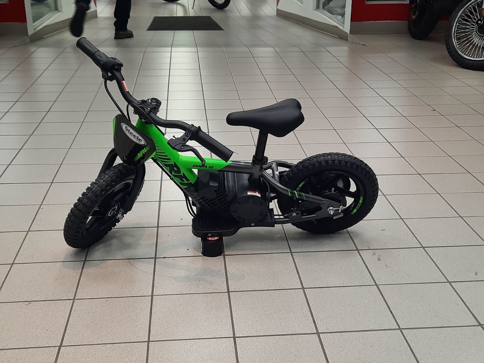 Apollo Sedna 12 Electric Bike 2024