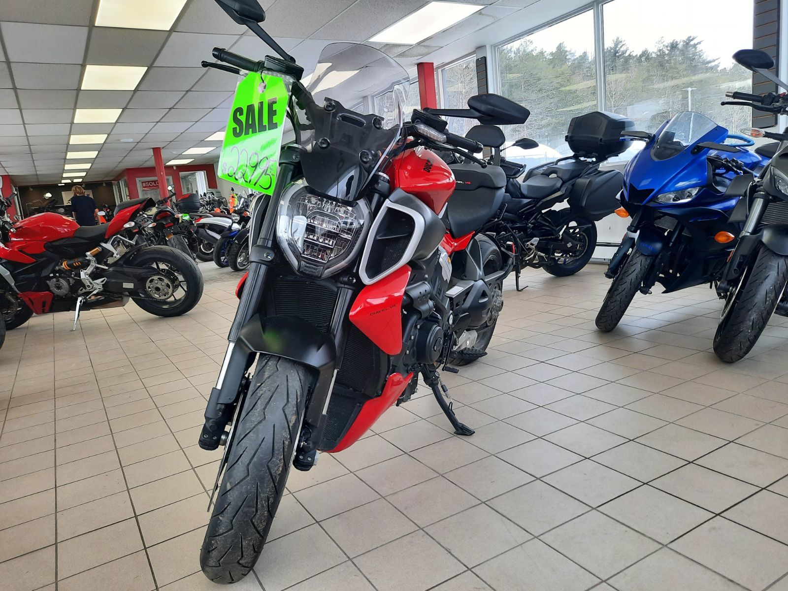 Ducati Diavel V4 2023
