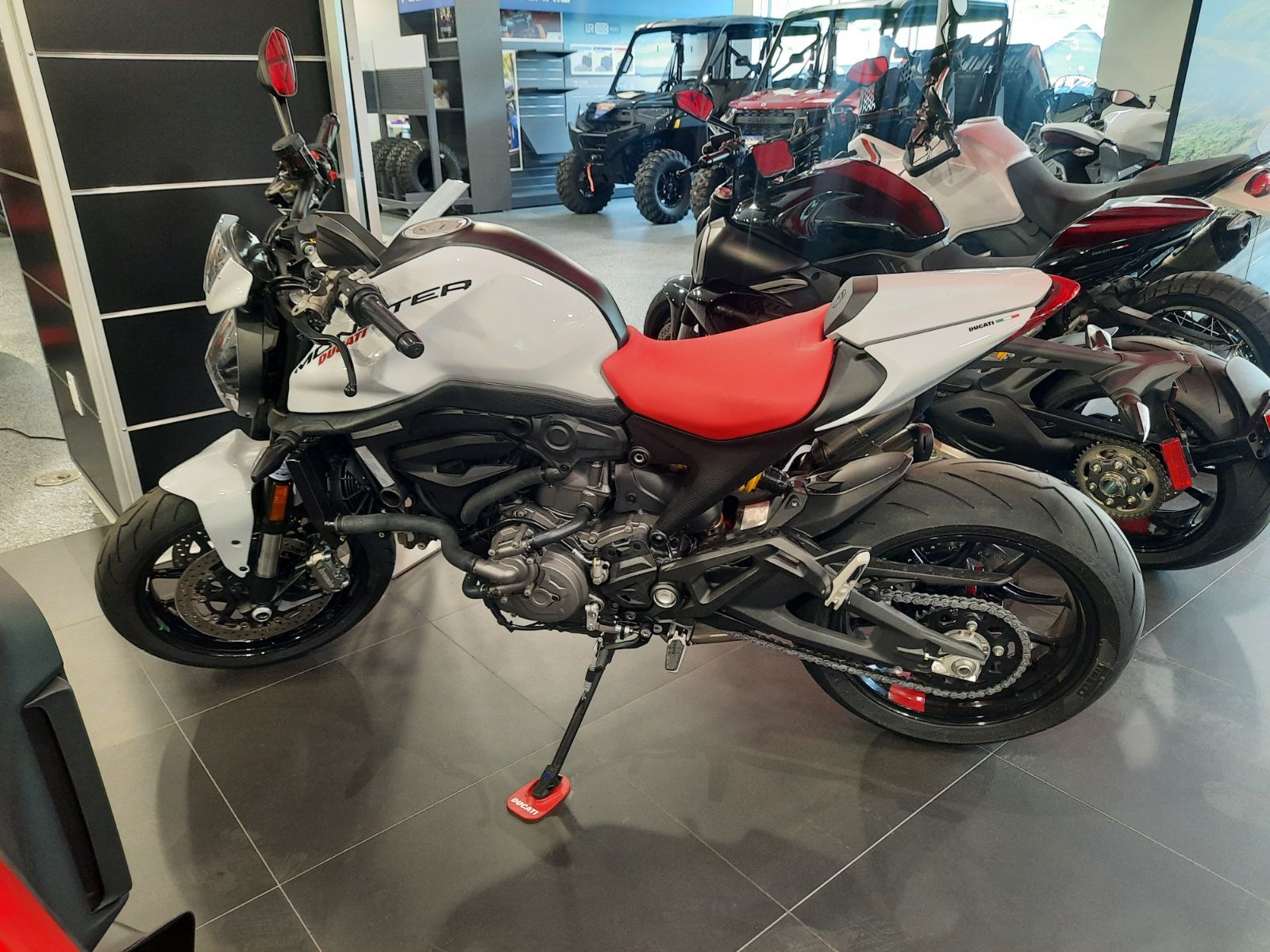 2025 Ducati MONSTER MONSTER 937 PLUS