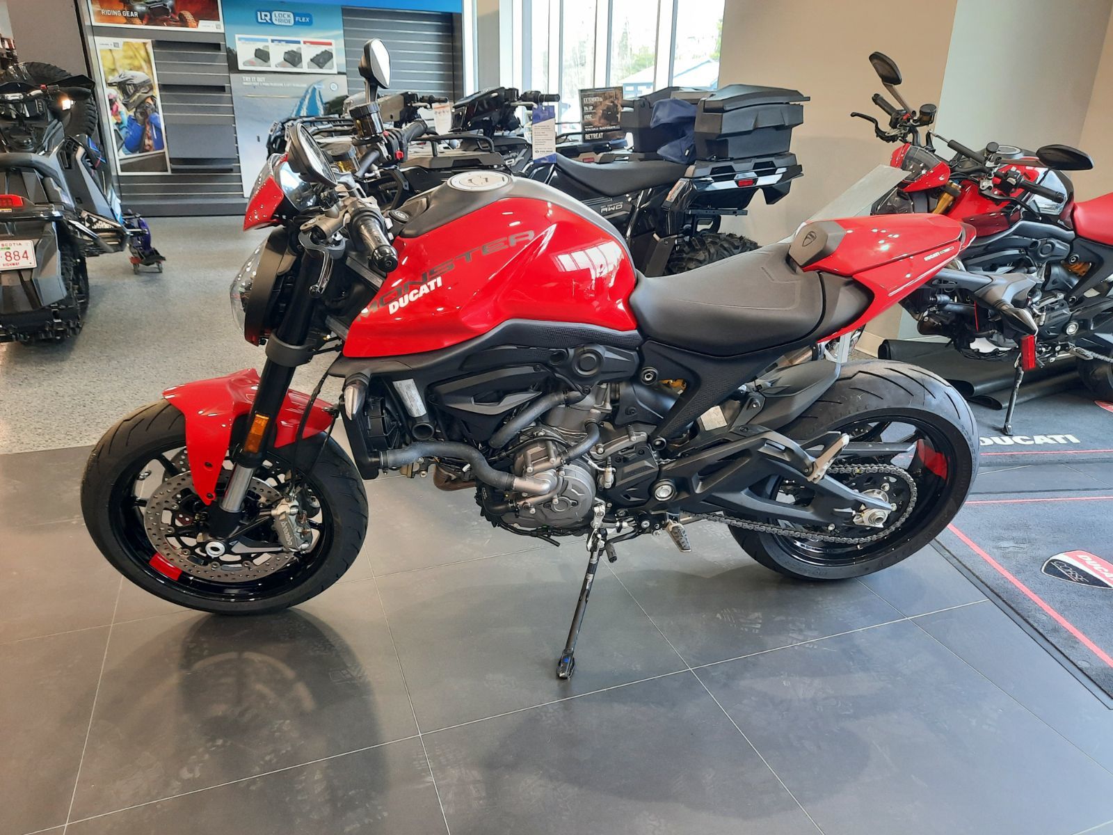 Ducati MONSTER 937+ 2025
