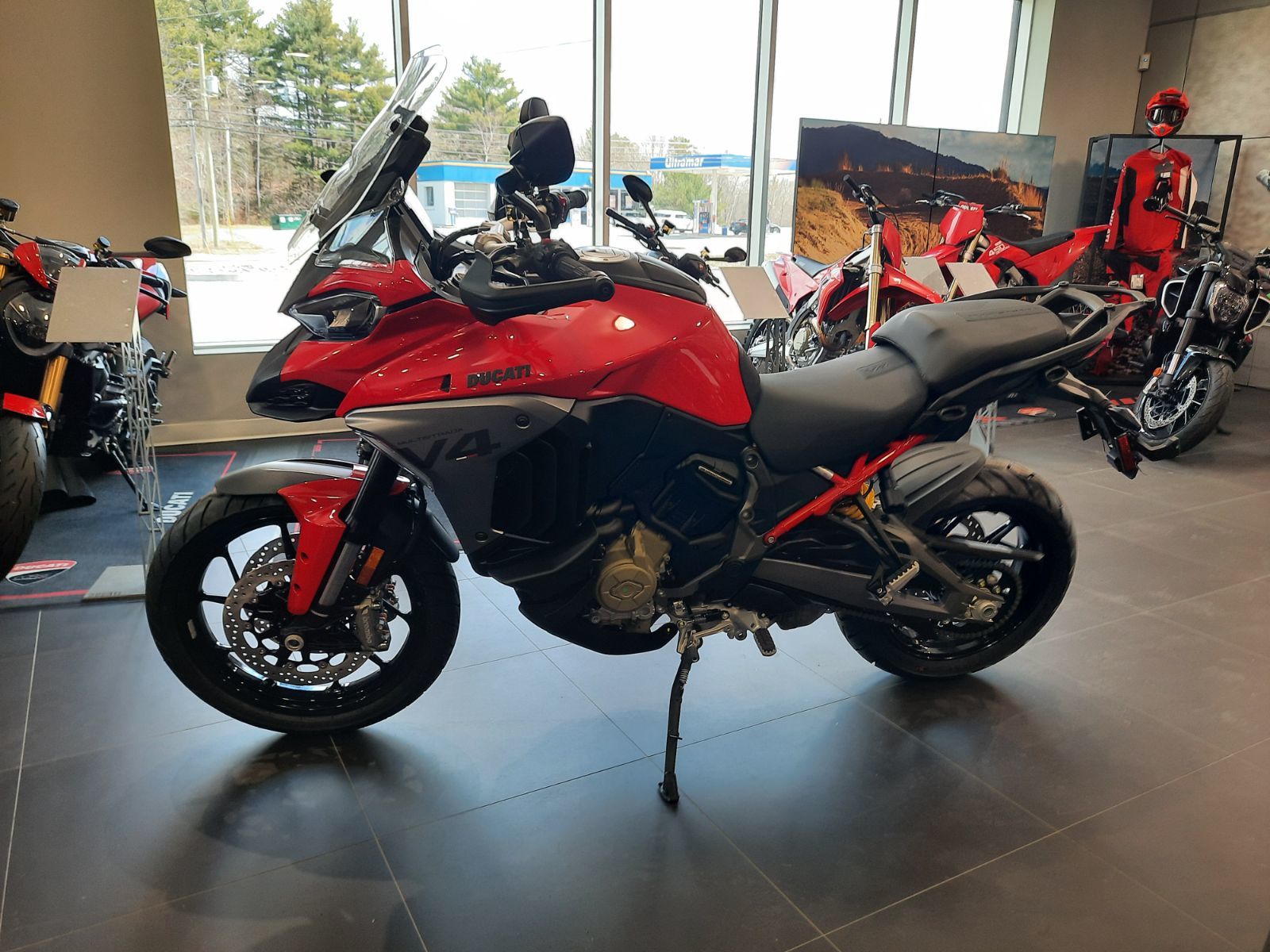 2025 Ducati Multistrada Multistrada V4 Pikes Peak